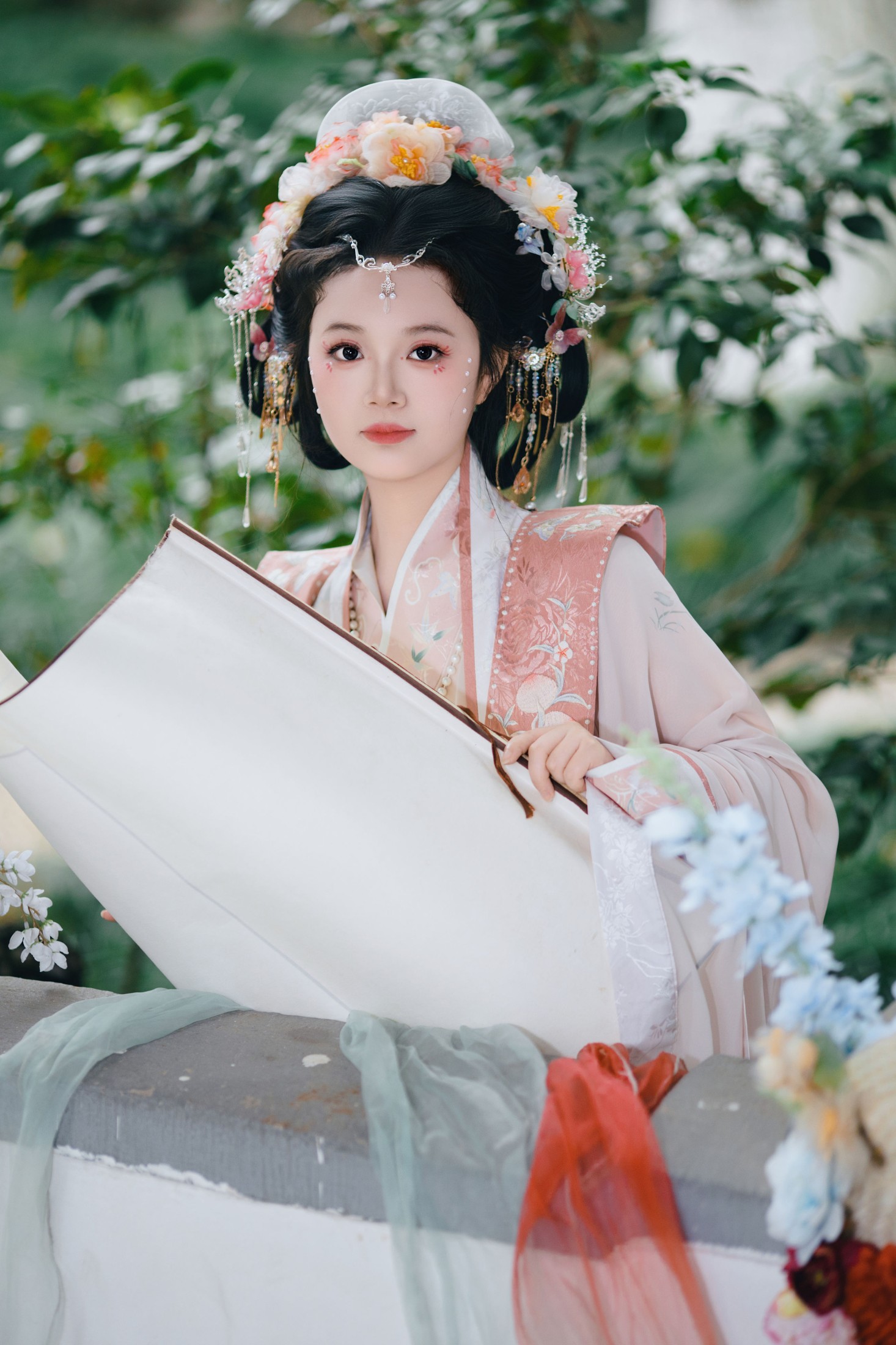 图片[6]-焦糖马奇朵 – 《珠光点染三白妆，墨云深处见芳华》[15P]-COS写真在线网