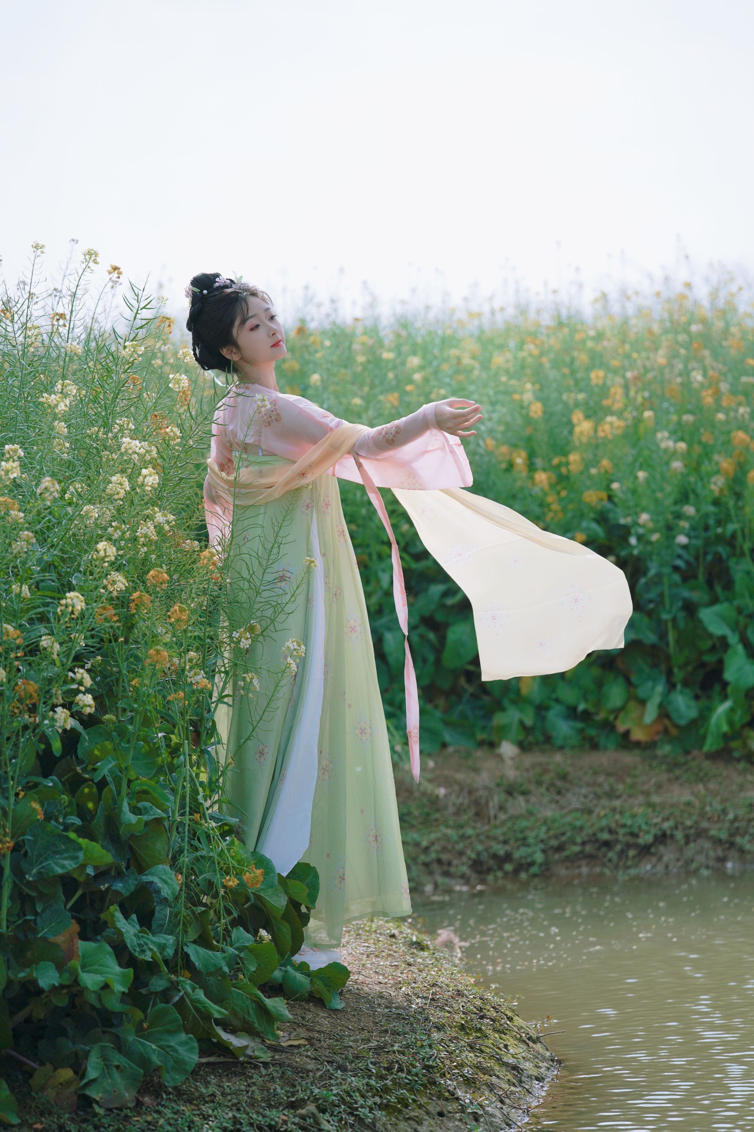图片[5]-漩涡鸣子 – 《邂逅七彩花田里的仙女》[47P]-COS写真在线网