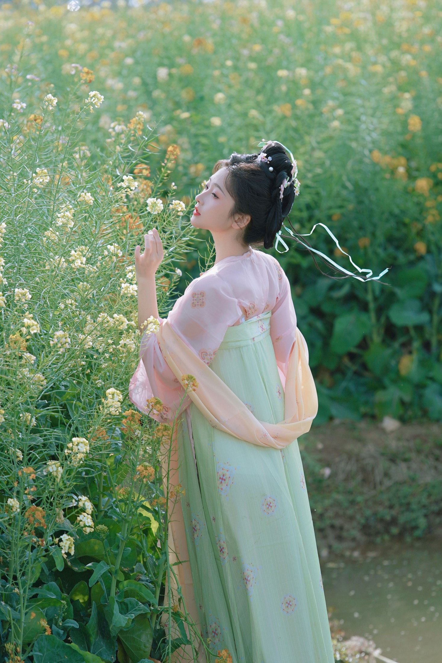 图片[6]-漩涡鸣子 – 《邂逅七彩花田里的仙女》[47P]-COS写真在线网