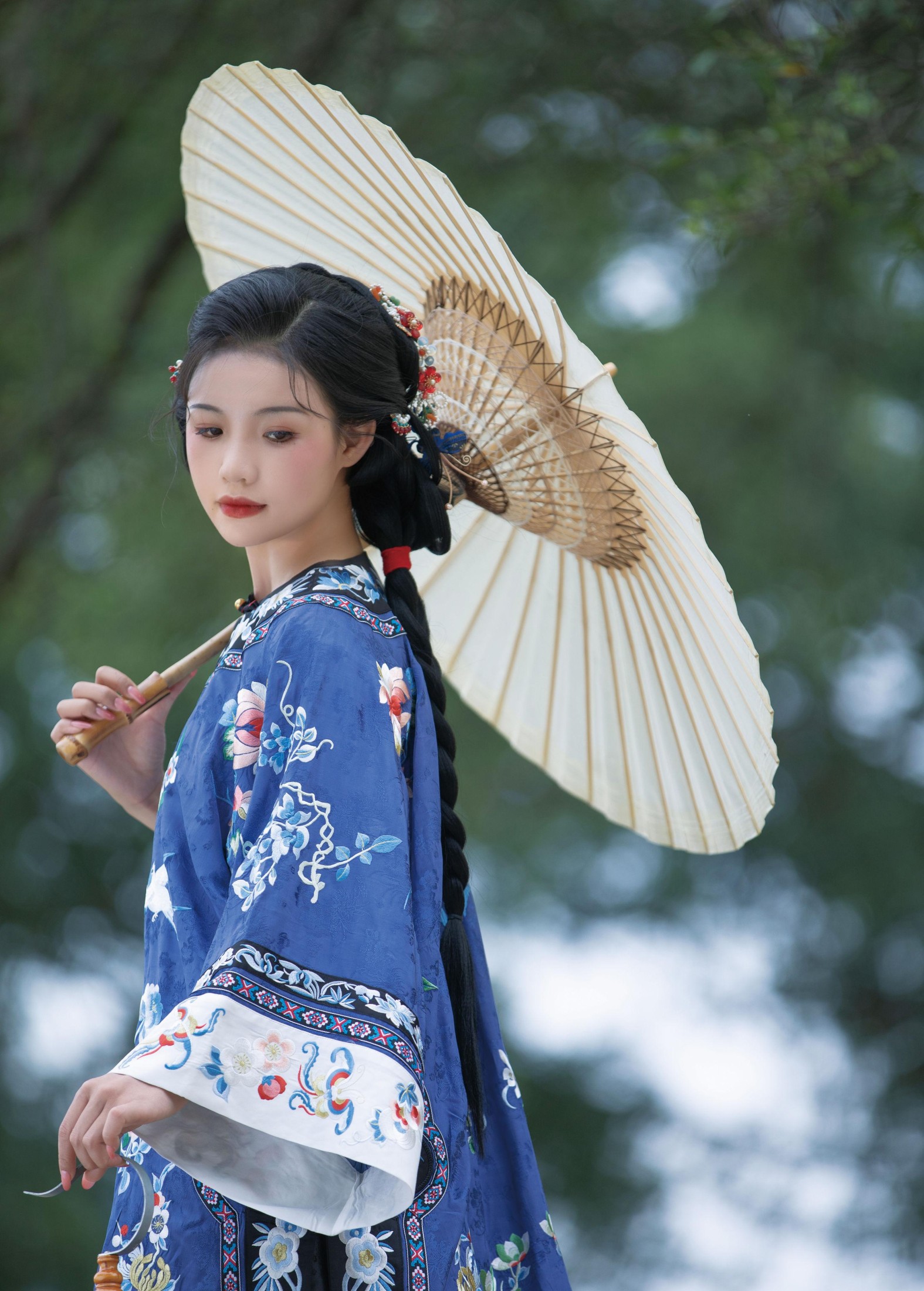 图片[2]-欣欣 – 《清冷几千春》[37P]-COS写真在线网