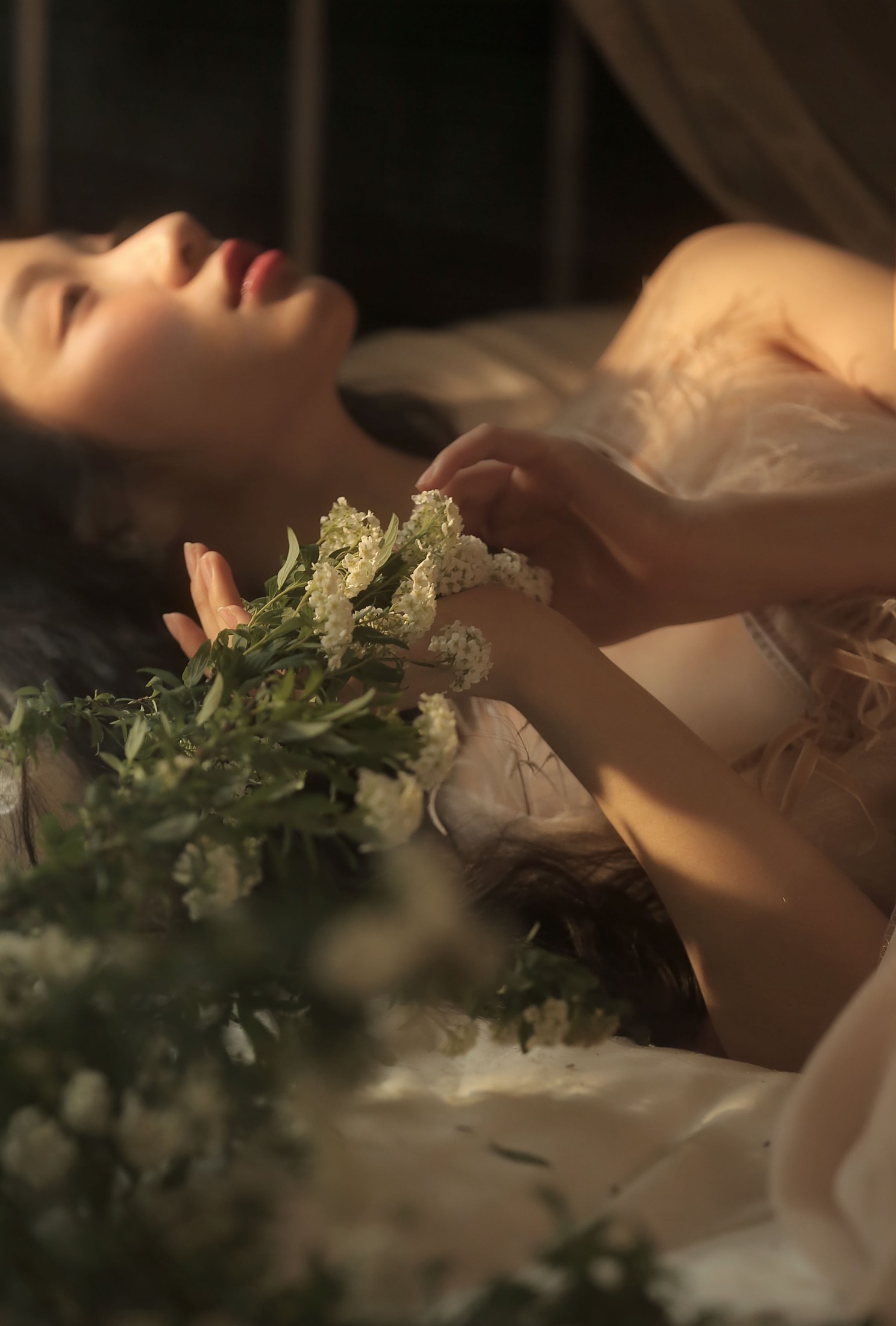 图片[4]-姚-胖胖 – 《枕花而眠》[24P]-COS写真在线网