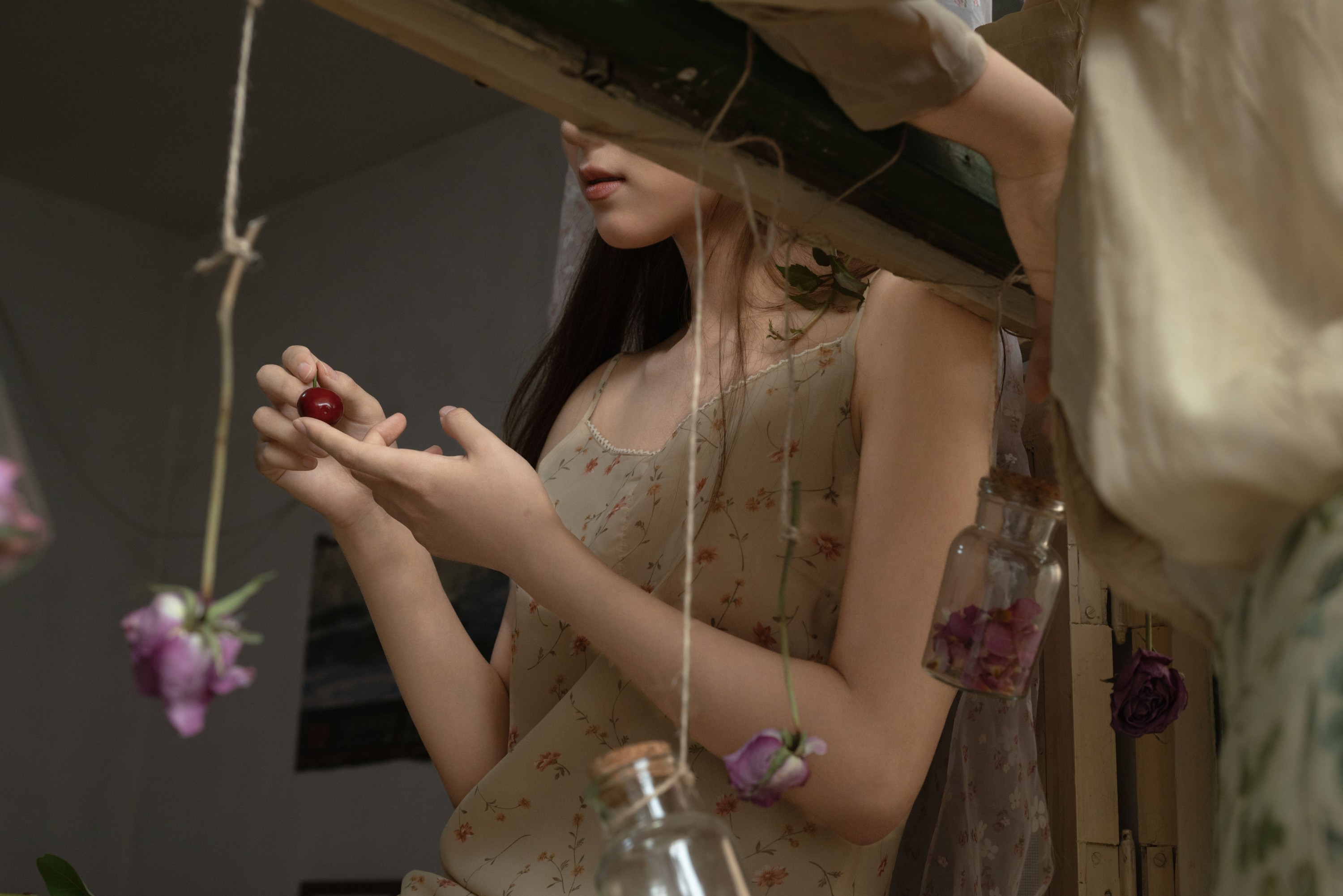 图片[5]-小雨 小一 – 《双生花丨你的心跳》[22P]-COS写真在线网