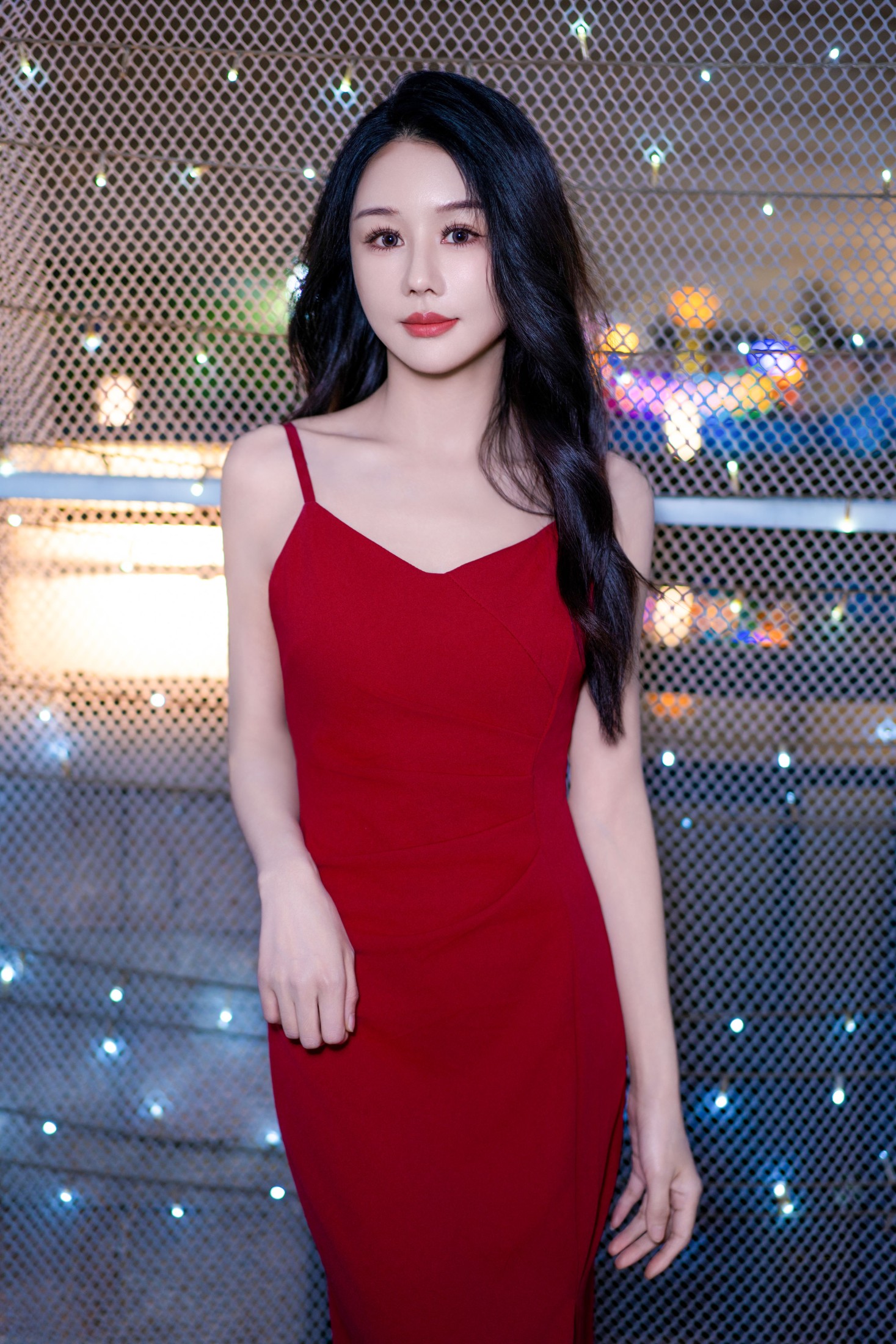 图片[5]-雪莉 – 《千灯湖夜未央：红裙女神的光影诗篇》[18P]-COS写真在线网