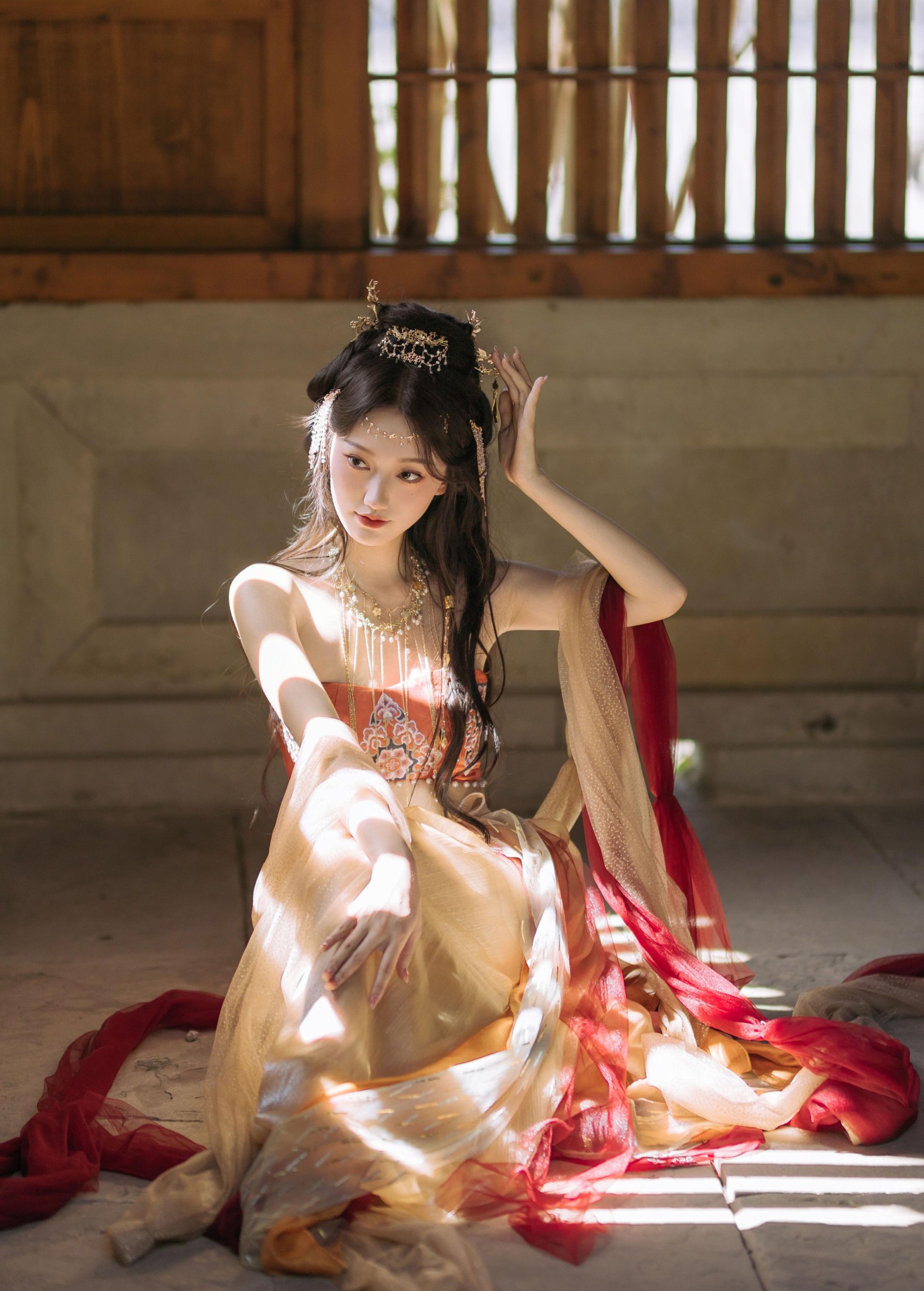 图片[2]-冬初六 – 《又遇敦煌》[17P]-COS写真在线网