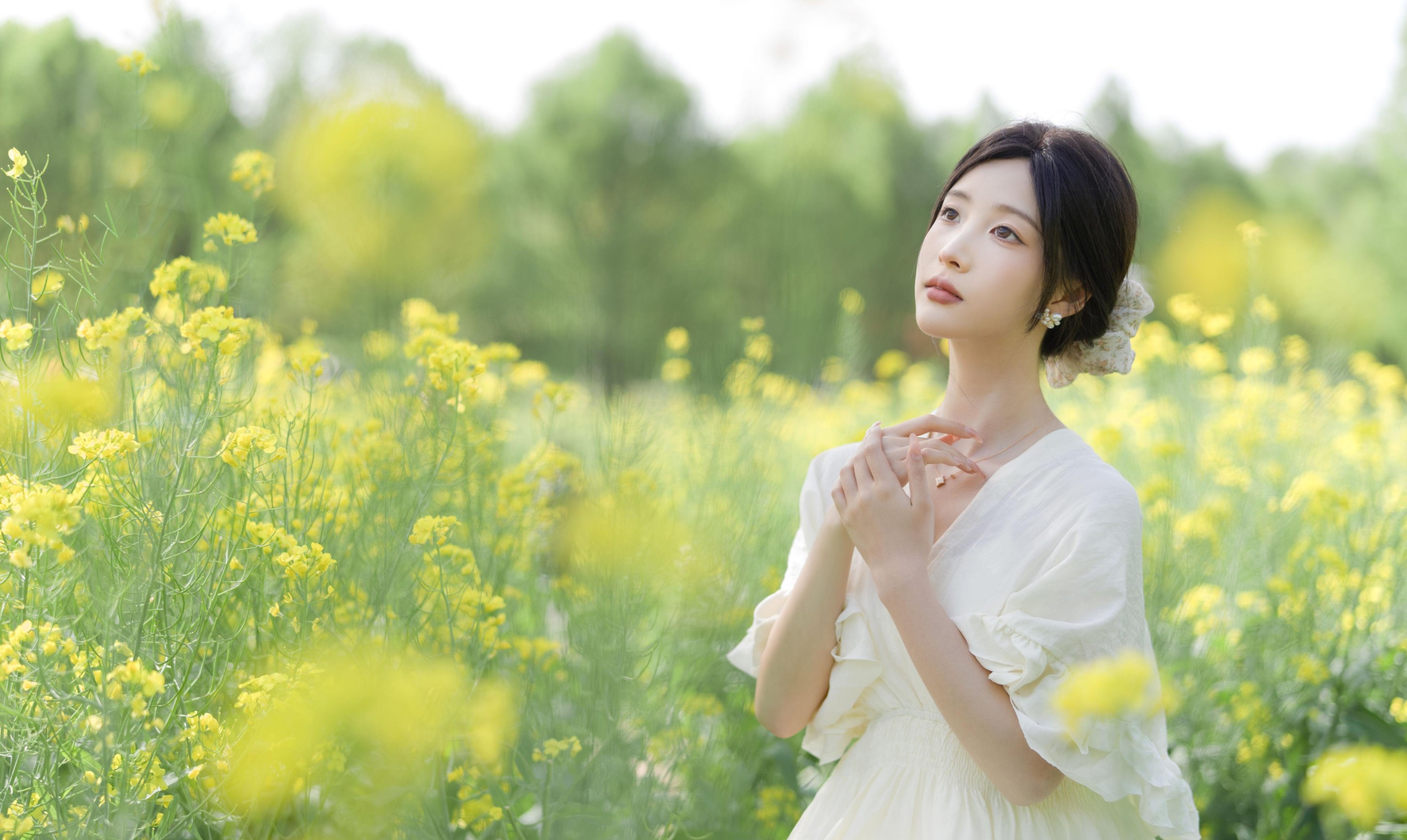 图片[2]-栀栀雯 – 《梦幻花海》[44P]-COS写真在线网