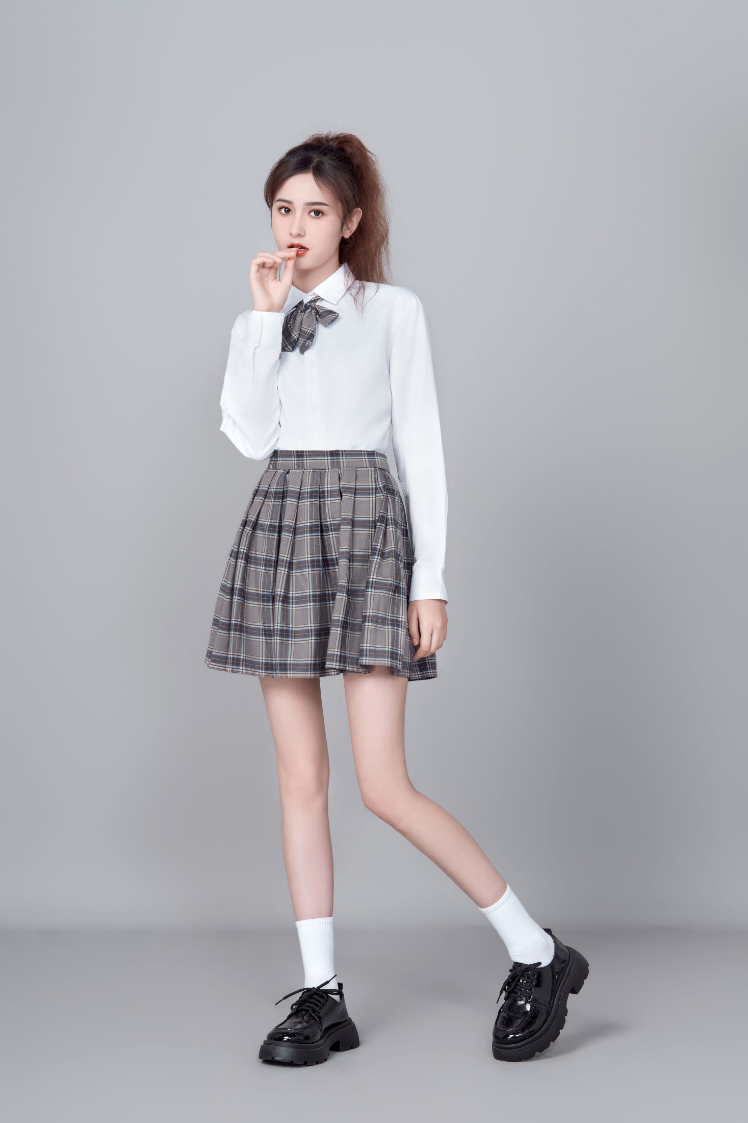 图片[3]-坎杜克 – 《白衫格裙：少女活力映像》[14P]-COS写真在线网