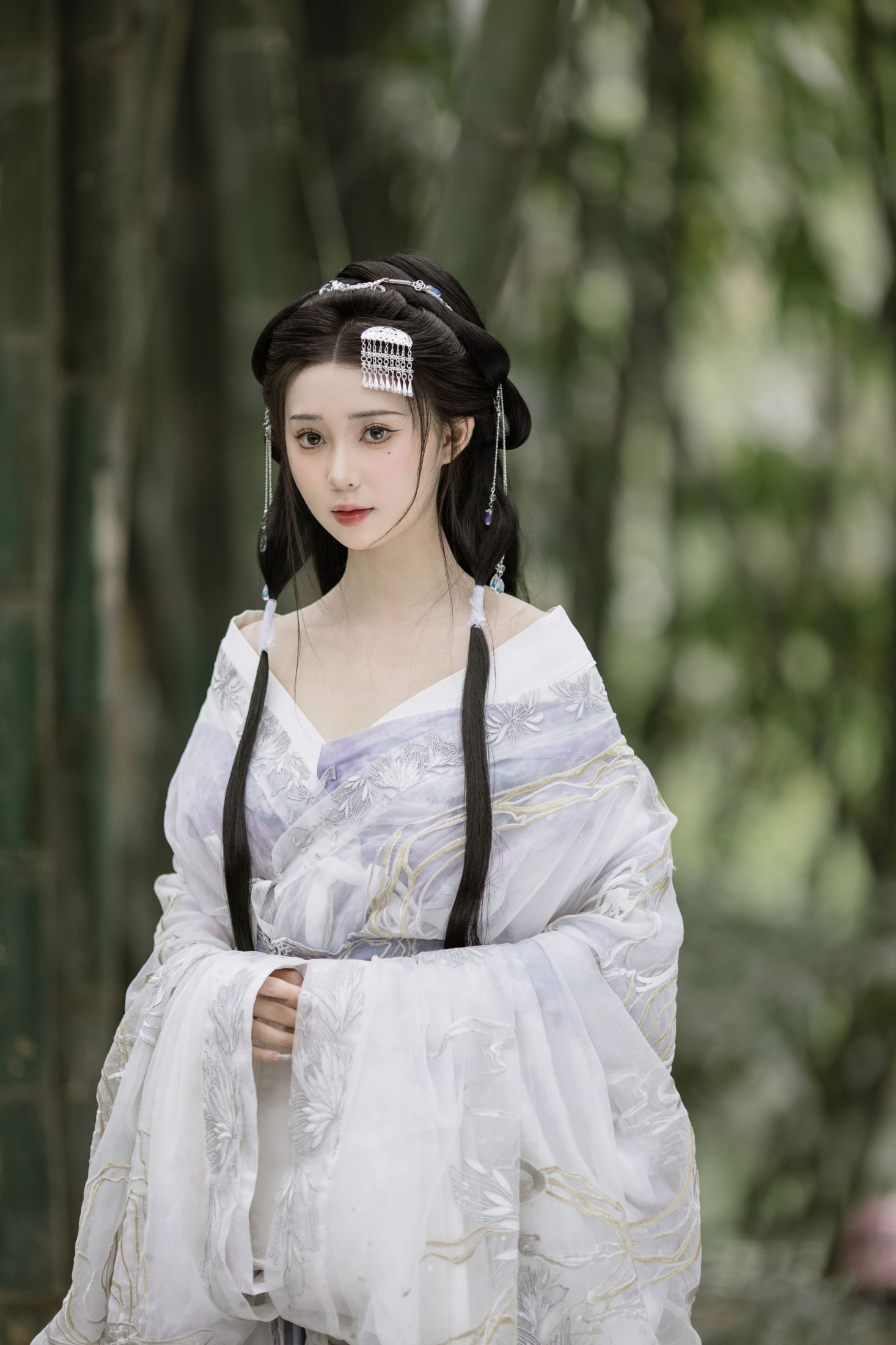 图片[6]-褚鸢鸢 – 《今天的风是杜鹃花香》[18P]-COS写真在线网