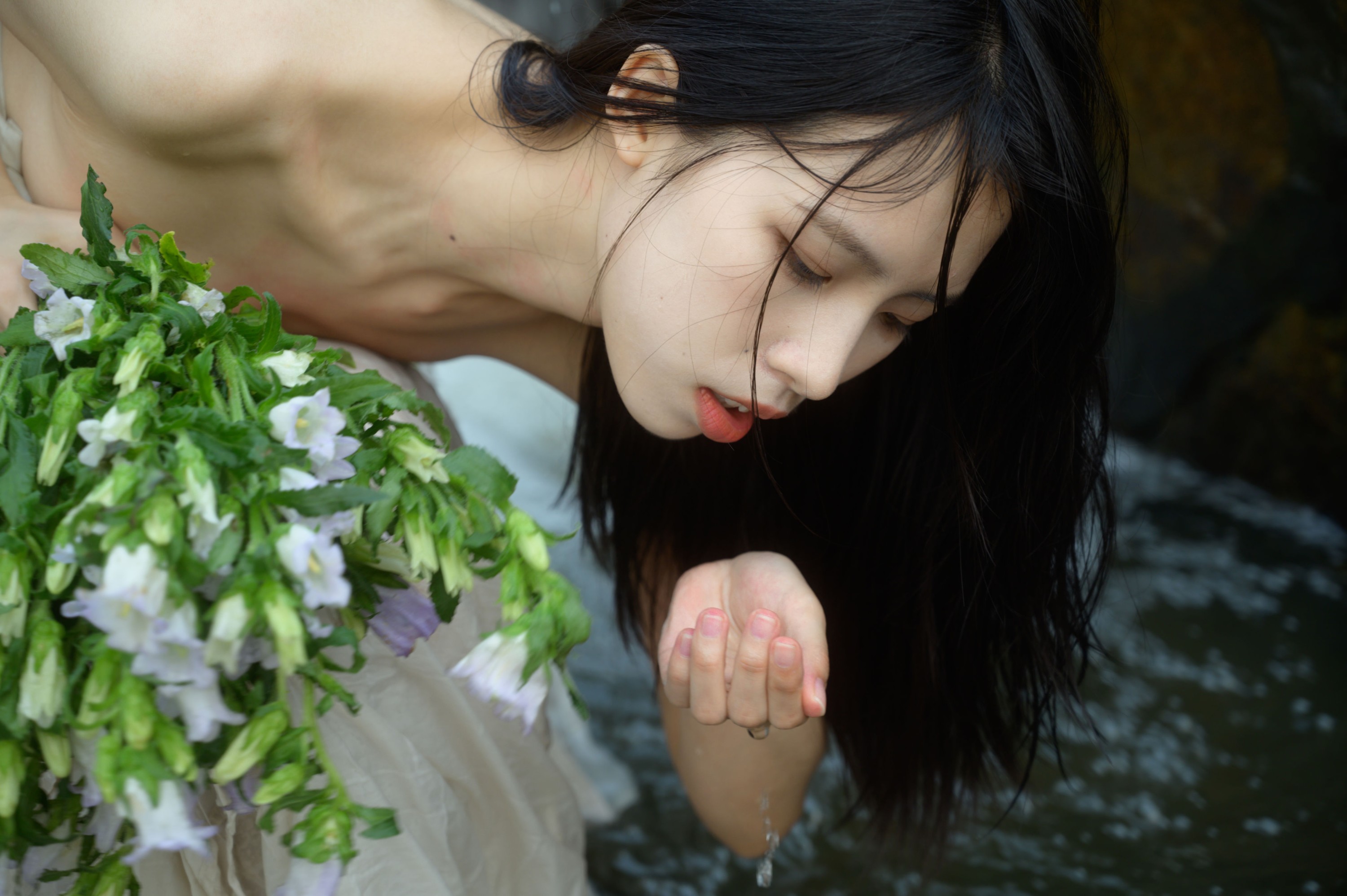 图片[4]-悲伤甜椒 – 《山涧溪水》[16P]-COS写真在线网