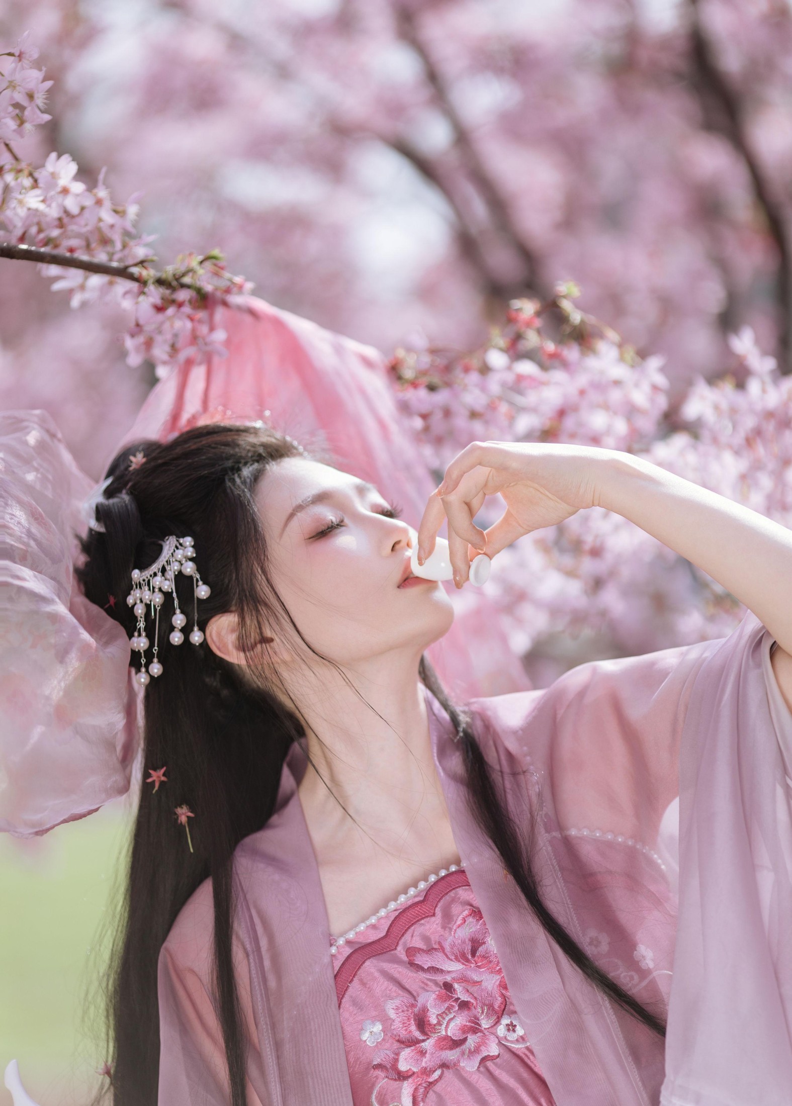 图片[2]-柳柳杨柳柳 – 《风起樱如雪》[18P]-COS写真在线网