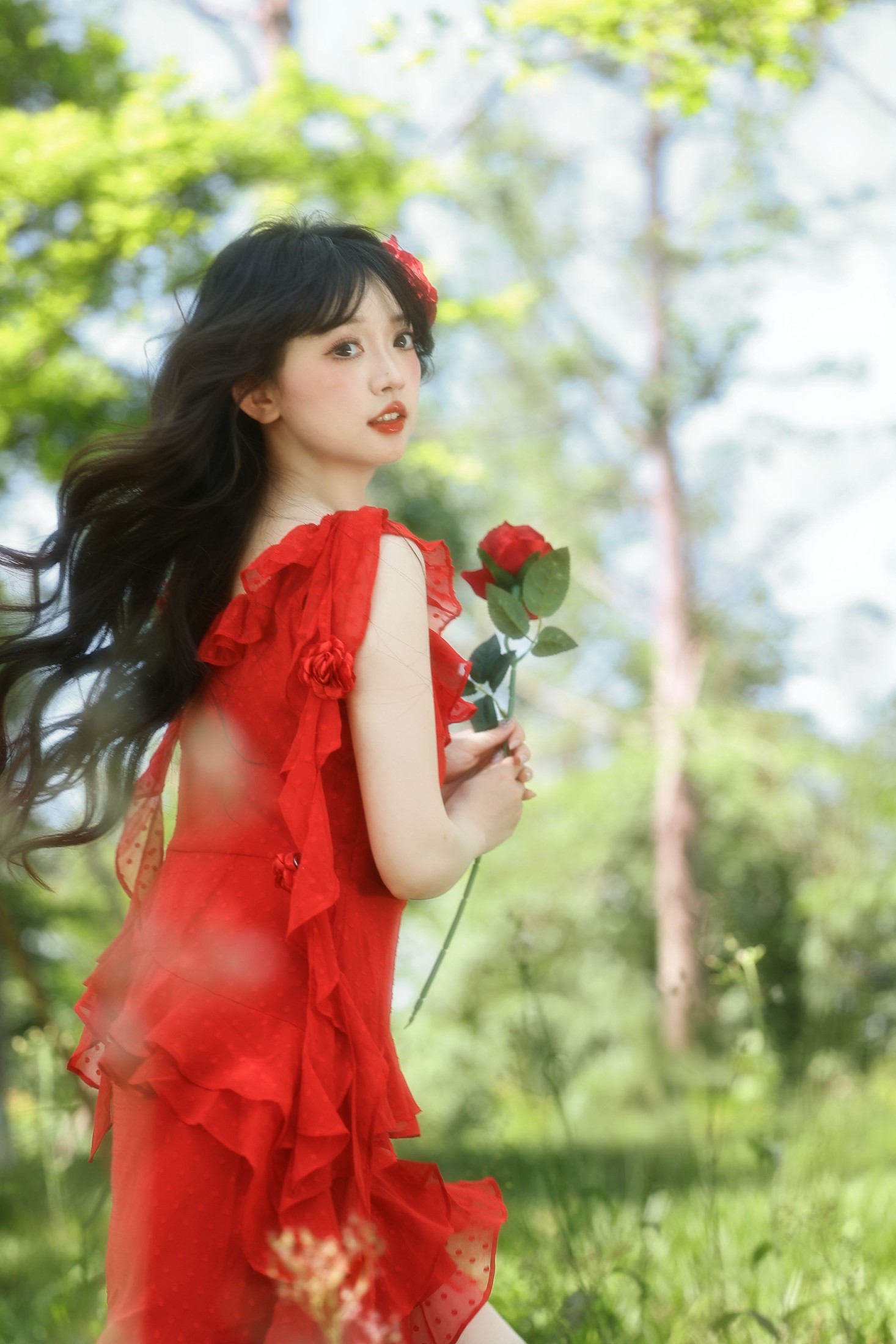 图片[5]-狮子 – 《满屏生命力，像极了夏日肆意绽放的红玫瑰》[20P]-COS写真在线网