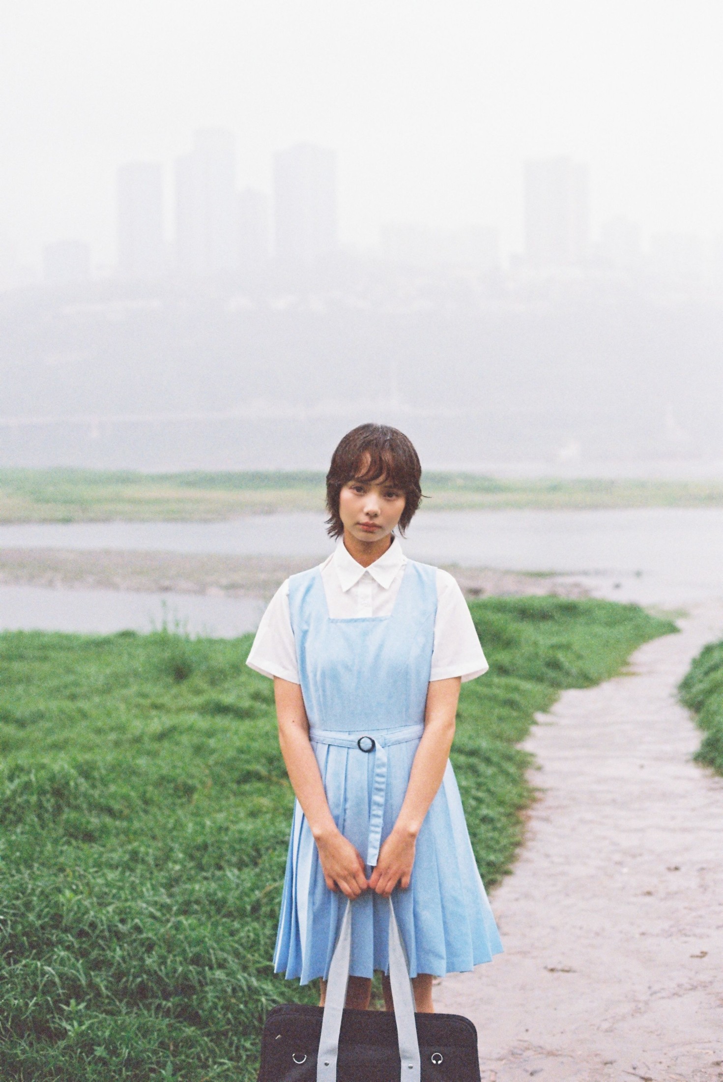 图片[2]-一一 – 《雨天》[16P]-COS写真在线网