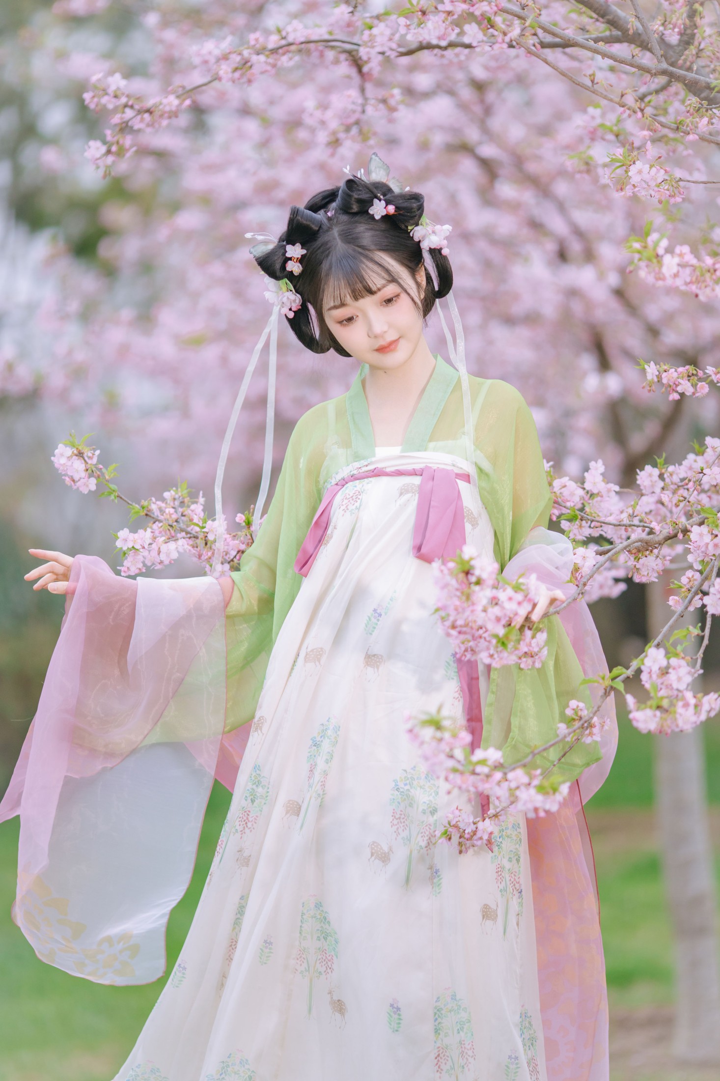 图片[2]-百狸 – 《春知晓》[18P]-COS写真在线网