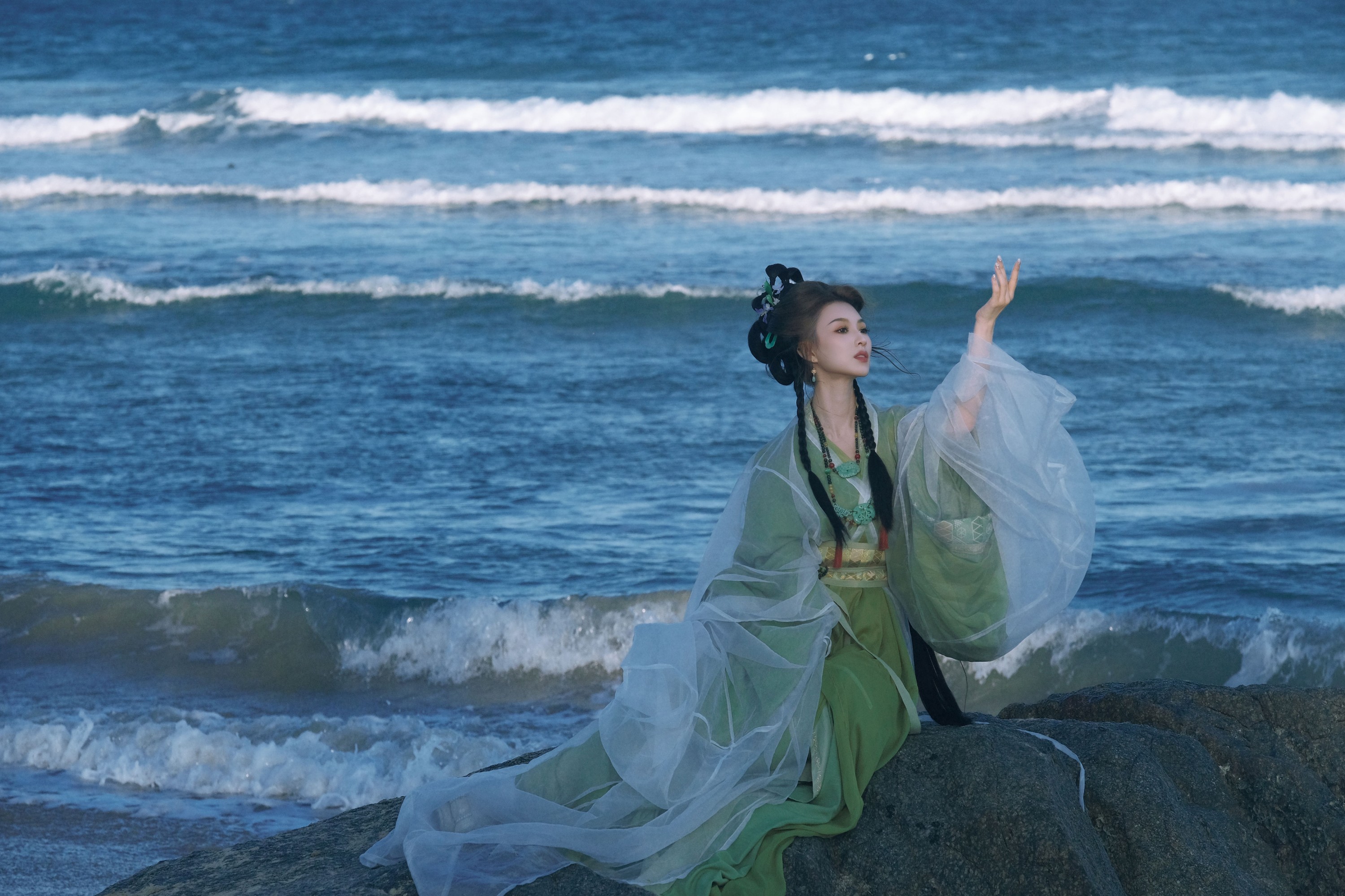 图片[4]-田田 – 《浮光绿影》[20P]-COS写真在线网