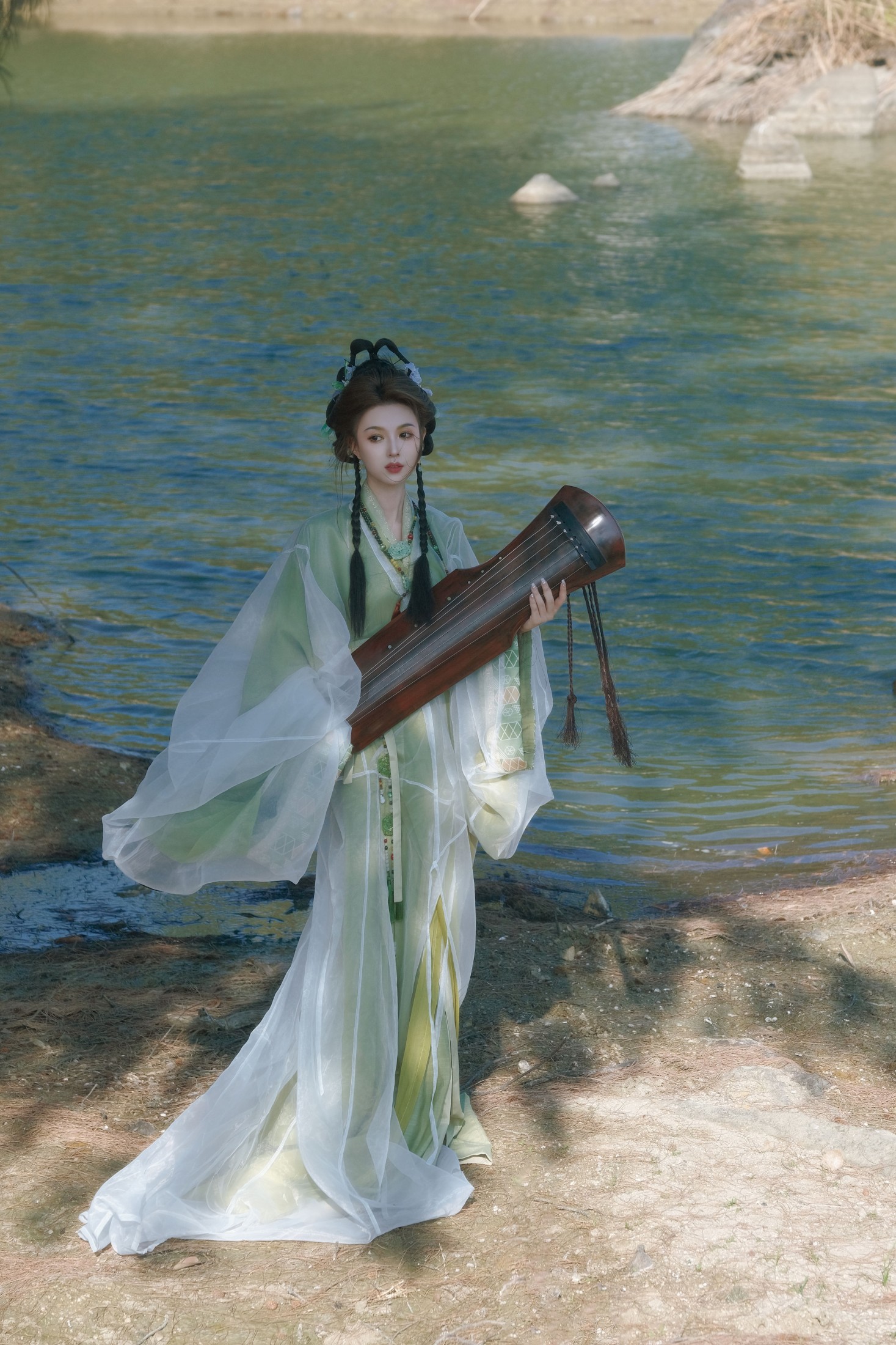图片[5]-田田 – 《浮光绿影》[20P]-COS写真在线网