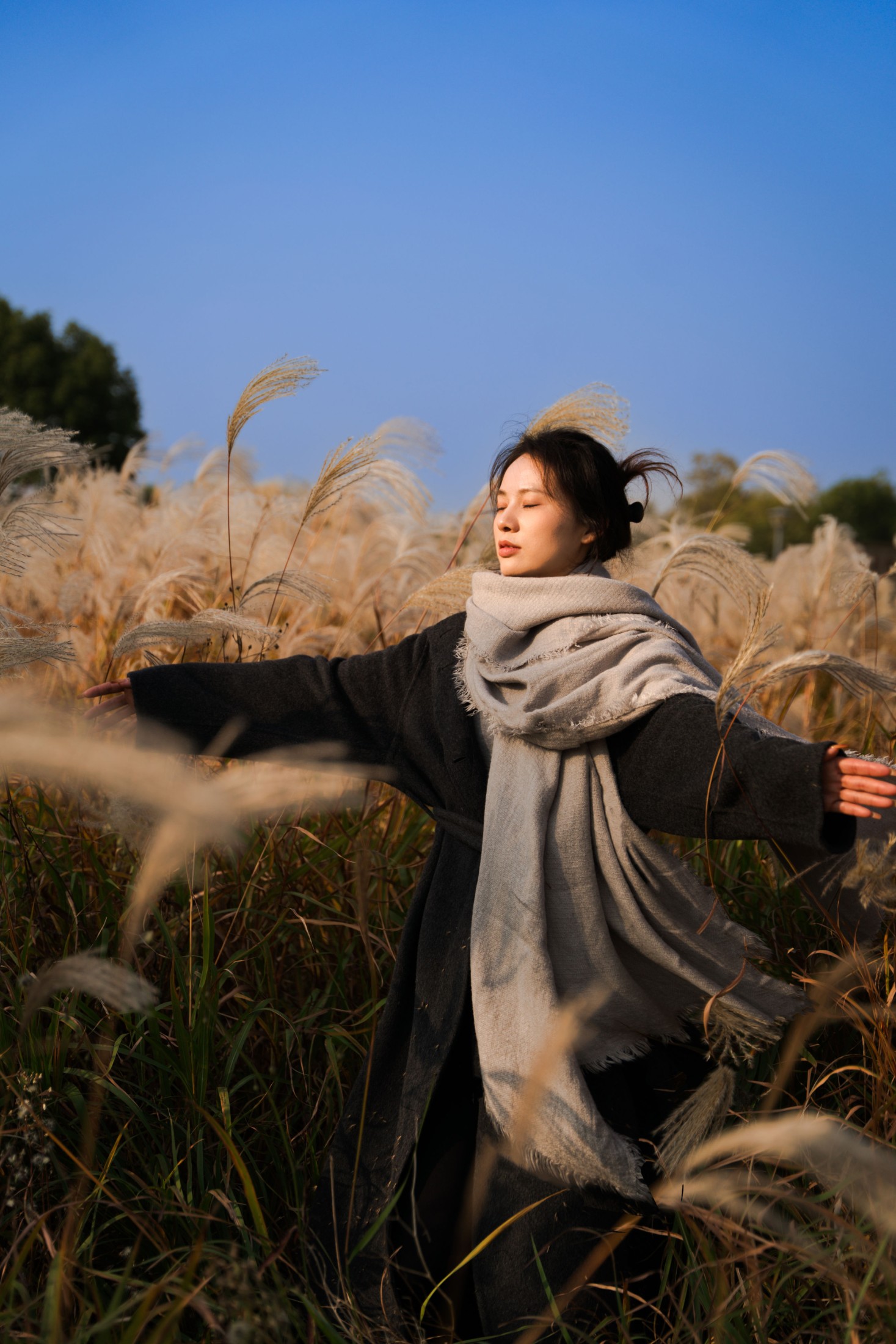 图片[6]-竹官 – 《秋日芦苇荡电影感写真》[13P]-COS写真在线网