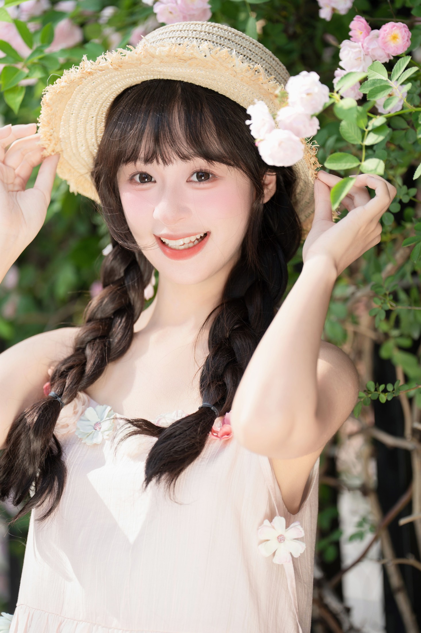 图片[2]-夏芋小年 – 《粉色蔷薇》[24P]-COS写真在线网
