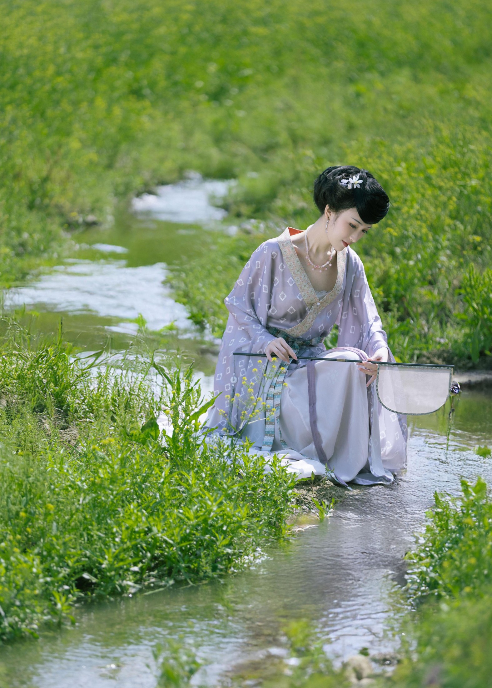 图片[2]-榴莲牛奶 – 《芳草》[26P]-COS写真在线网