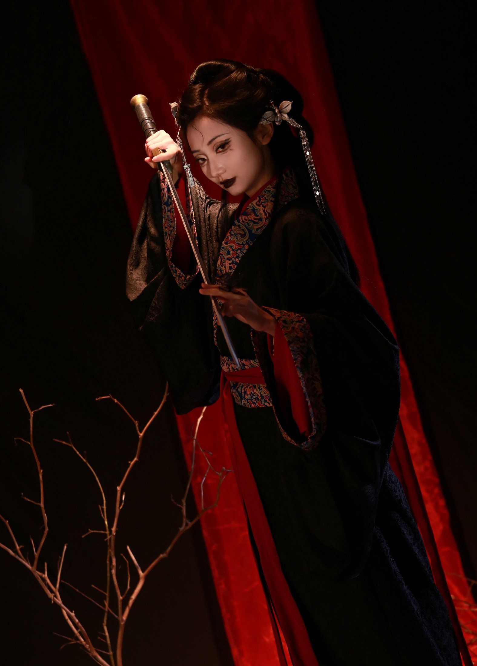 图片[2]-荔小柴 – 《恶女》[18P]-COS写真在线网