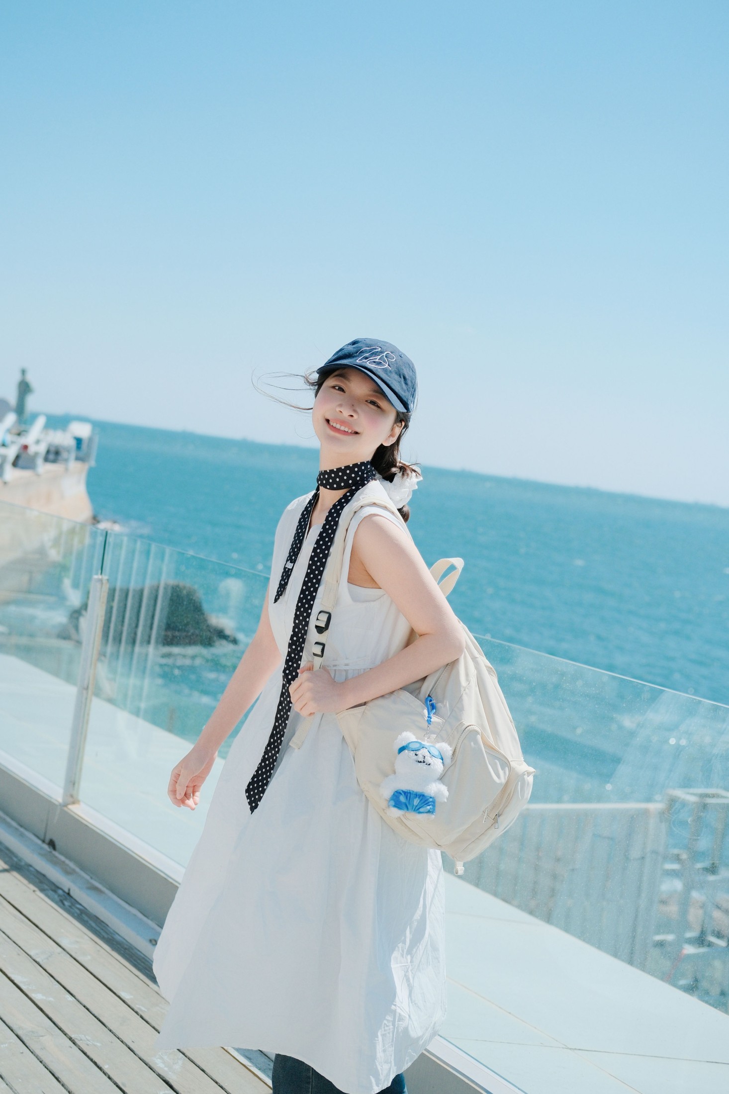 图片[3]-爱拍侧脸的小象 – 《海岛日记》[28P]-COS写真在线网