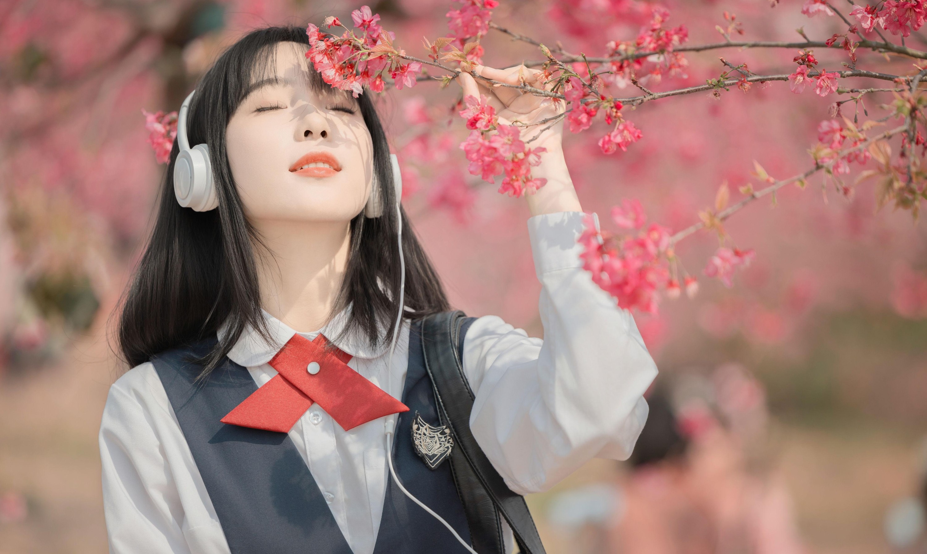 图片[2]-简小橙 – 《樱花树下》[27P]-COS写真在线网