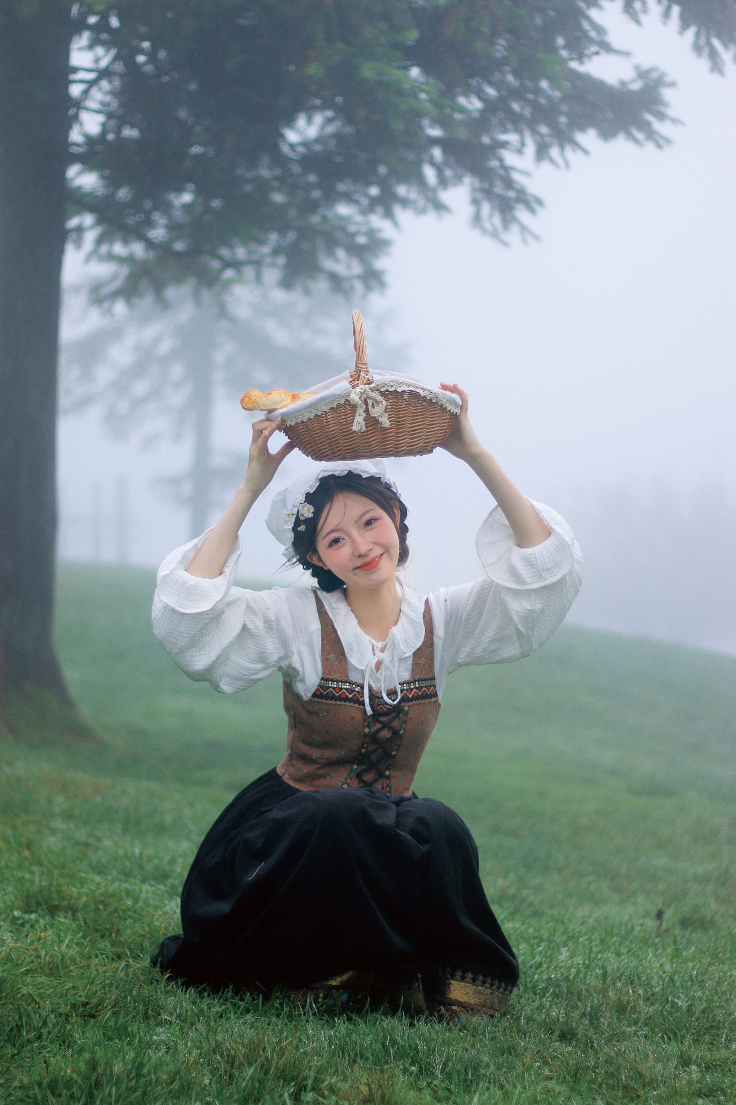 图片[5]-鹿离 – 《迷雾森林的牧羊少女》[13P]-COS写真在线网