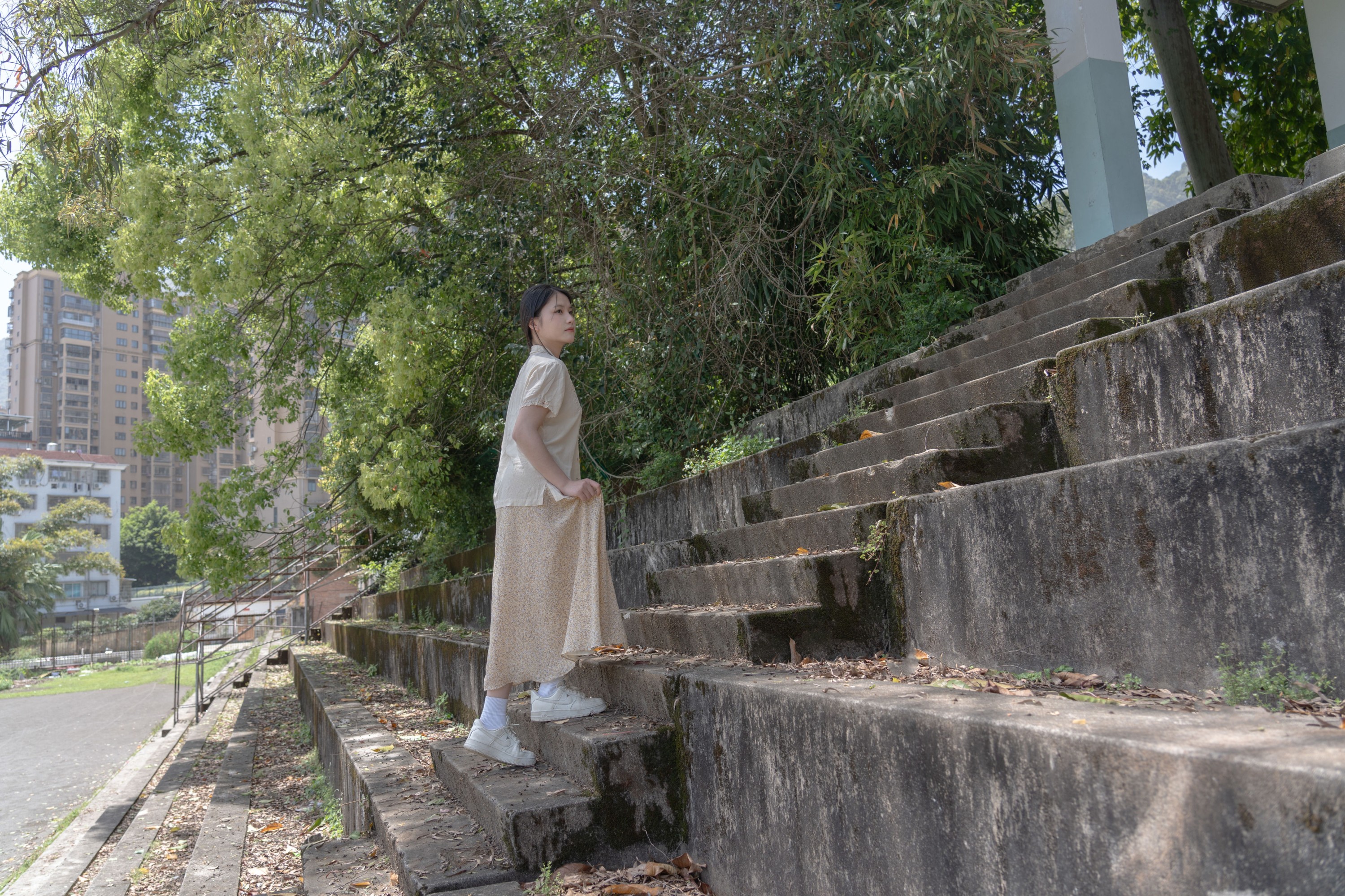 图片[4]-依鑫 – 《你走后时间开始练习轻手轻脚》[17P]-COS写真在线网