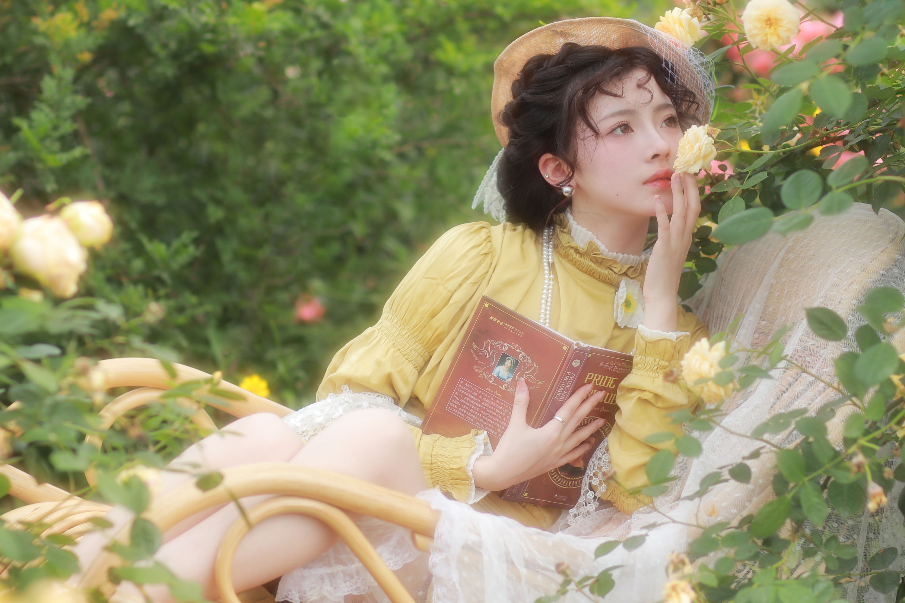 图片[3]-鹿离 – 《庄园少女～在浪漫的小花园小憩》[16P]-COS写真在线网