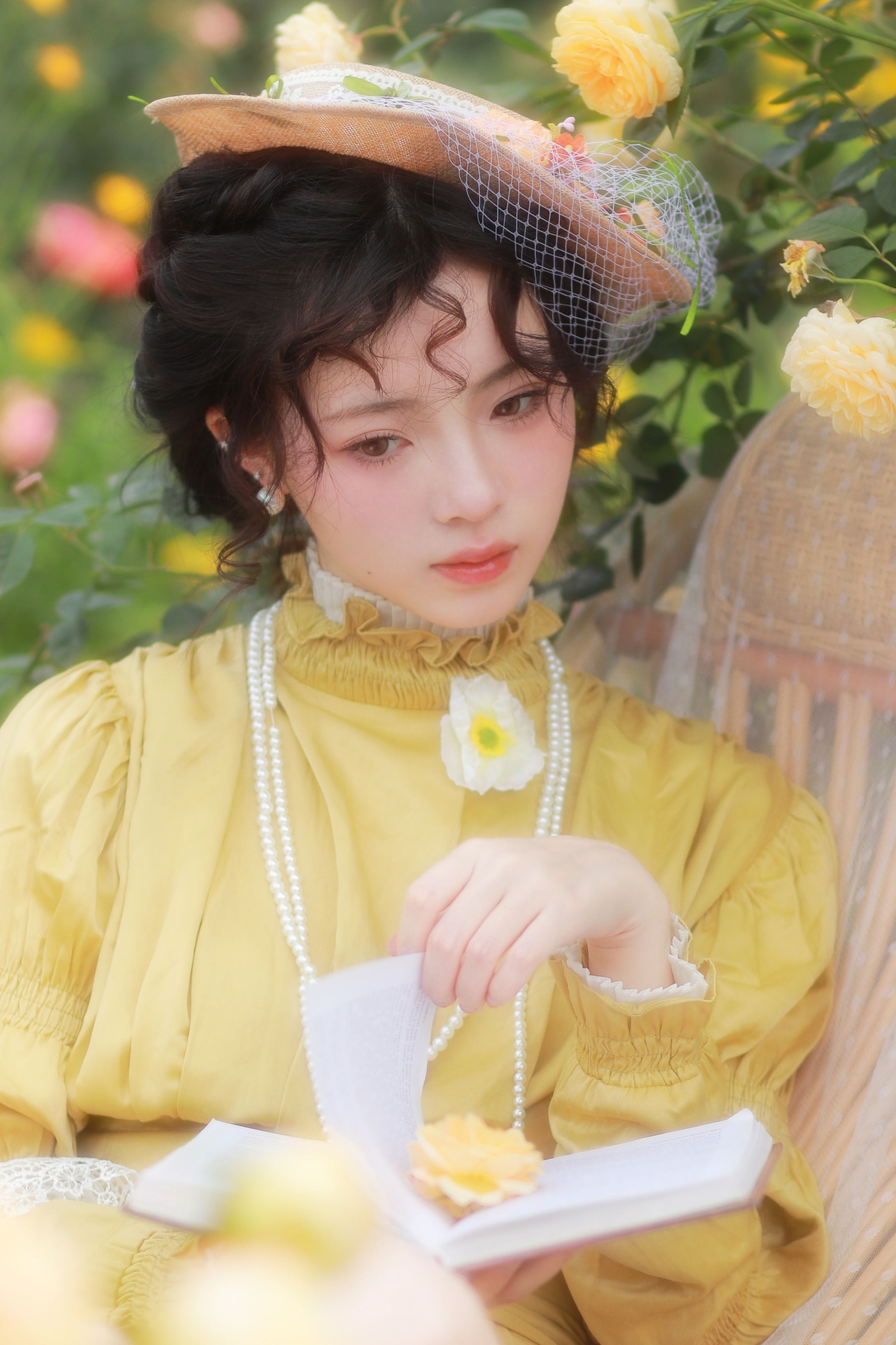 图片[5]-鹿离 – 《庄园少女～在浪漫的小花园小憩》[16P]-COS写真在线网