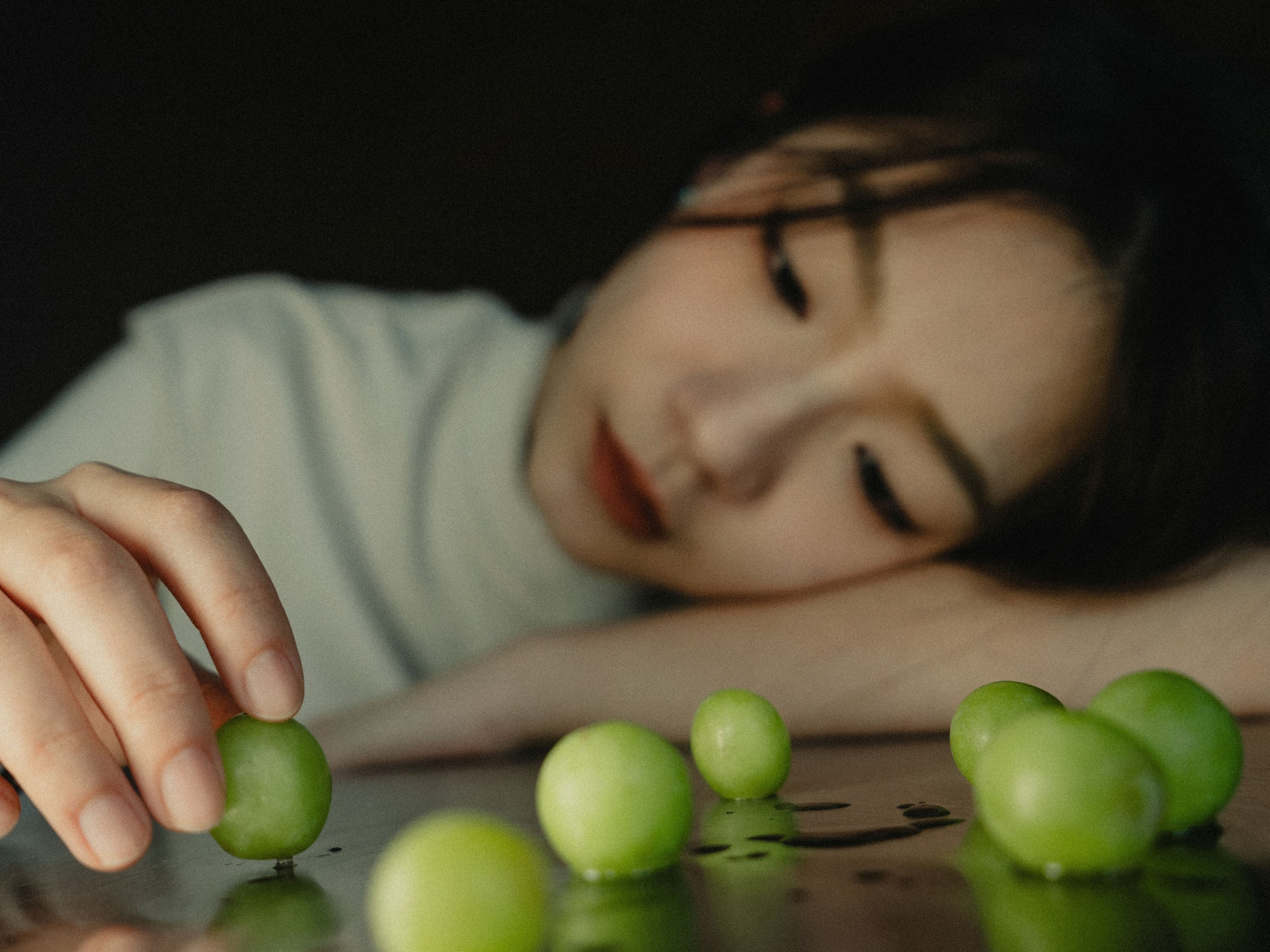 图片[4]-腊月 – 《情绪隐藏着光影中》[15P]-COS写真在线网
