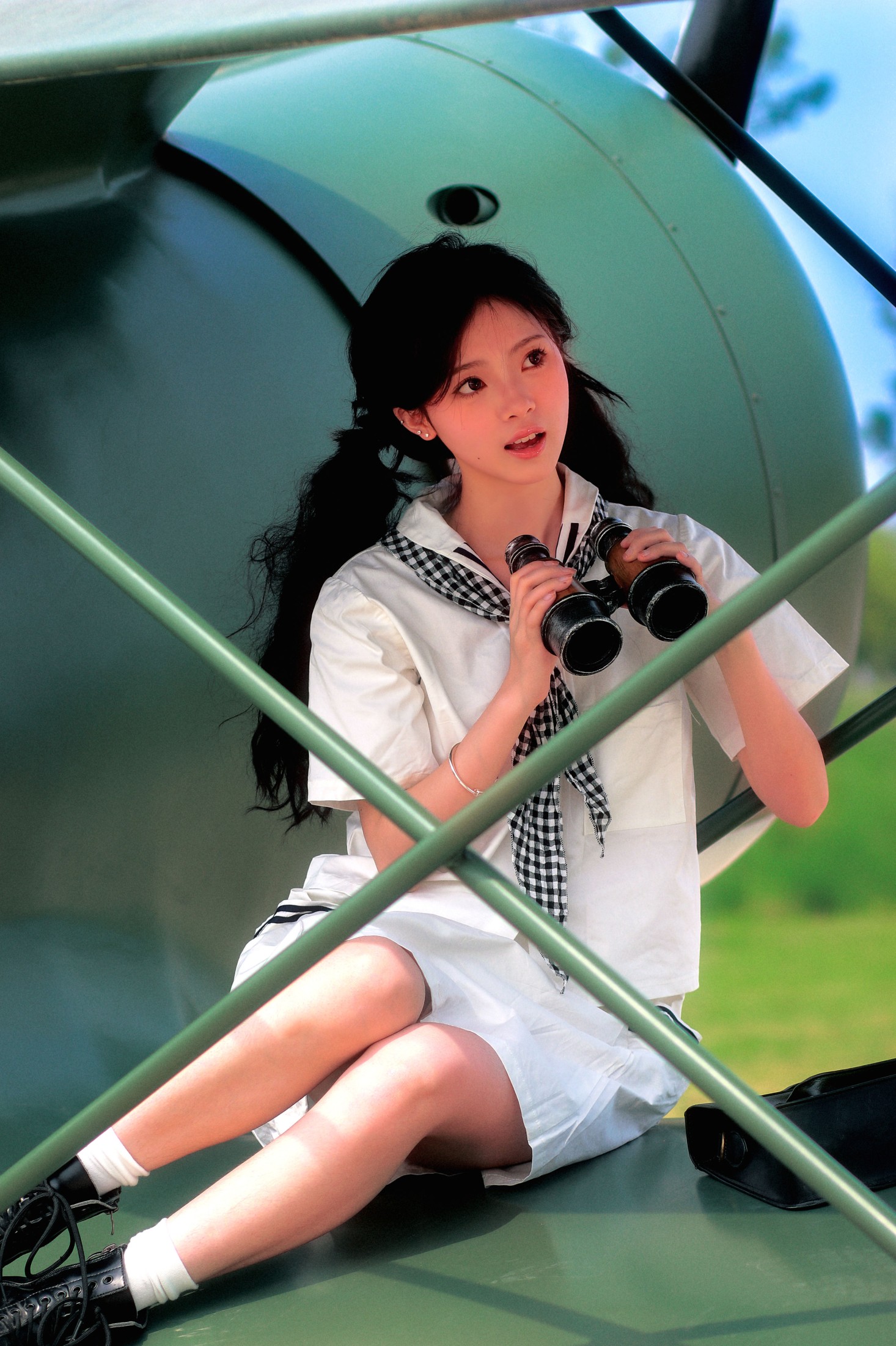 图片[5]-鹿离 – 《复古画册～飞机上的少女》[17P]-COS写真在线网