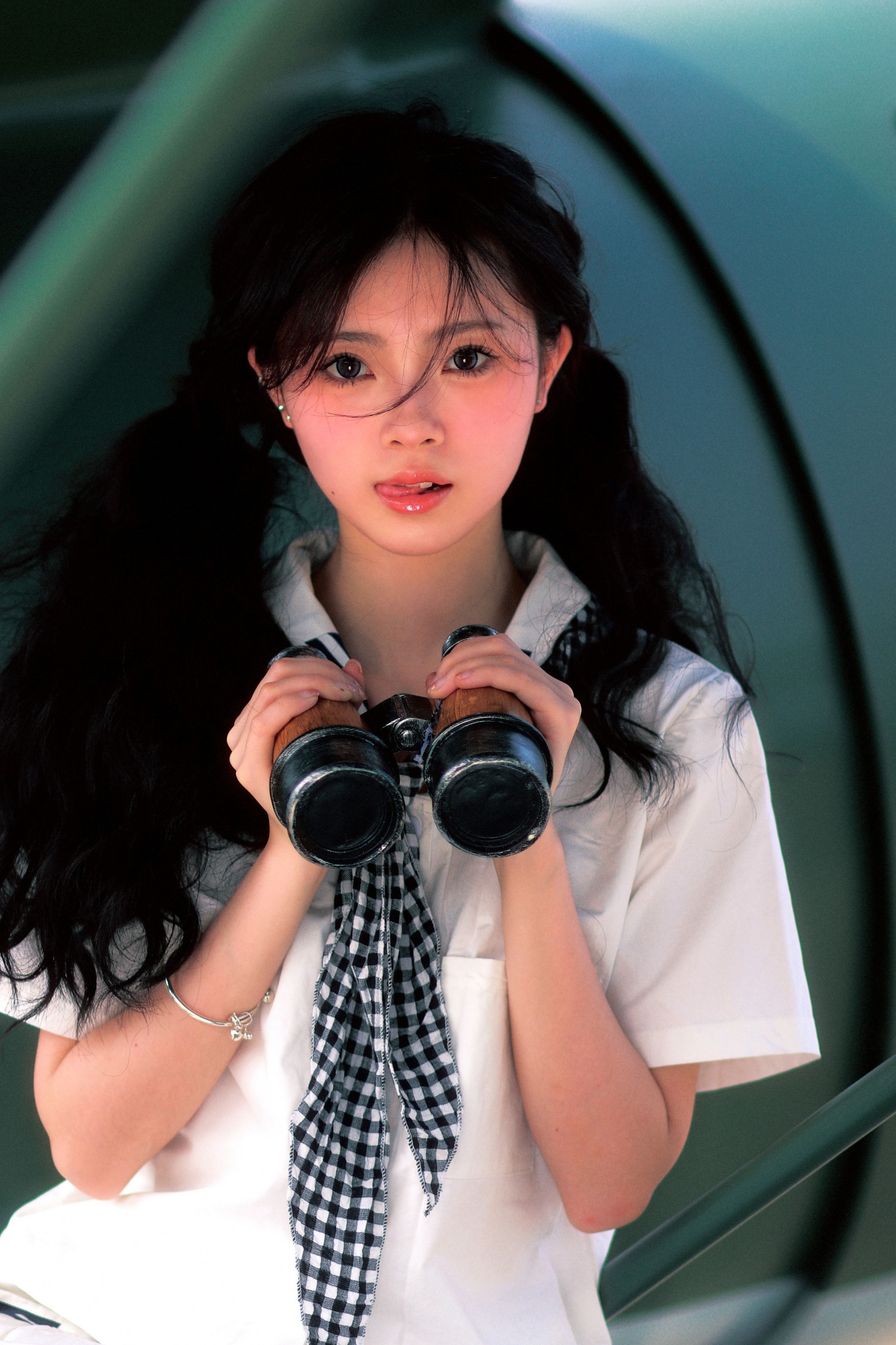 图片[6]-鹿离 – 《复古画册～飞机上的少女》[17P]-COS写真在线网