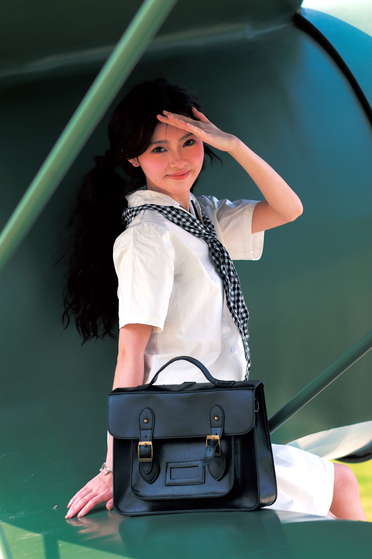 图片[4]-鹿离 – 《复古画册～飞机上的少女》[17P]-COS写真在线网