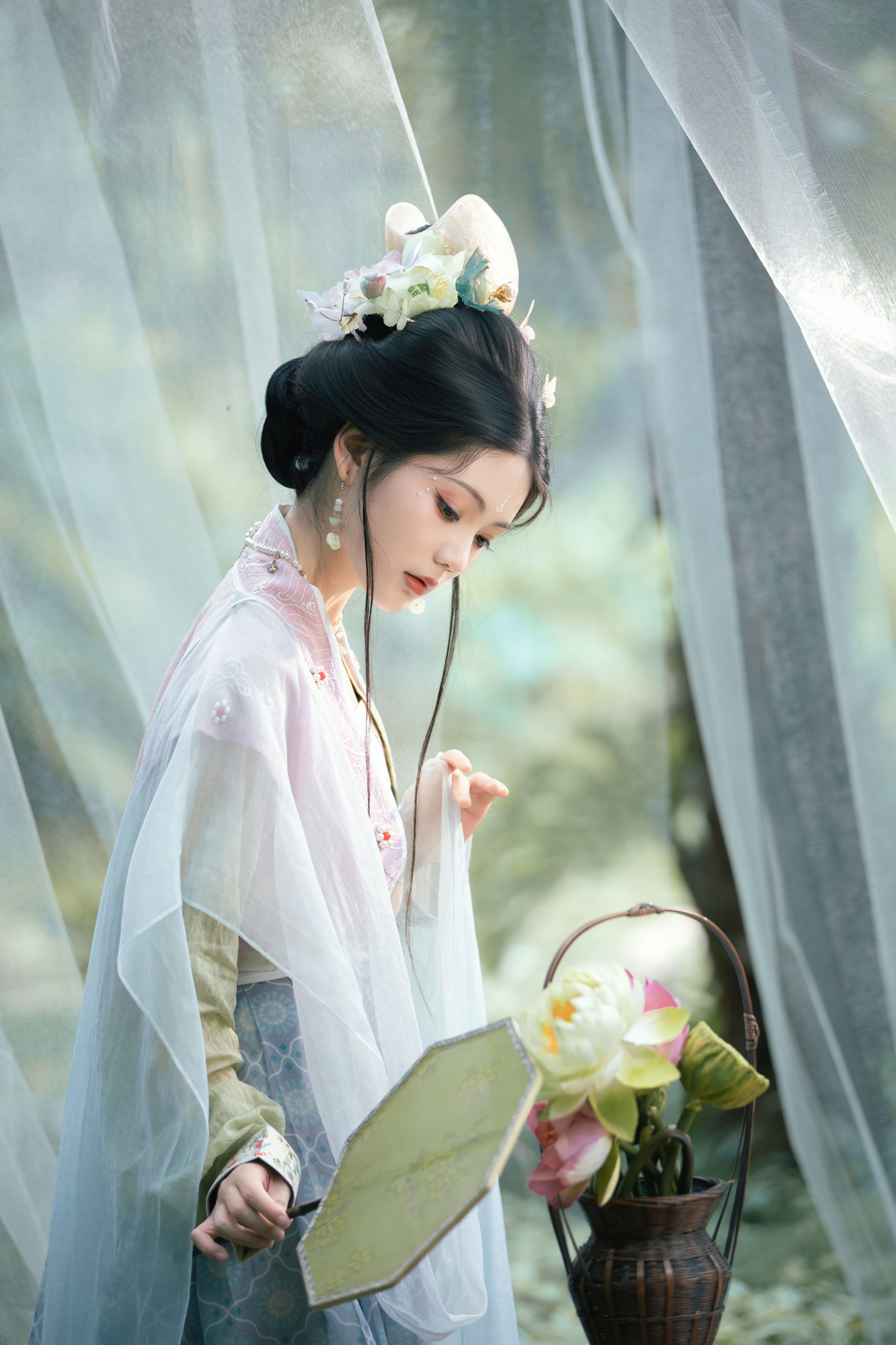 图片[4]-吴莹琨琨 – 《半篓春》[27P]-COS写真在线网