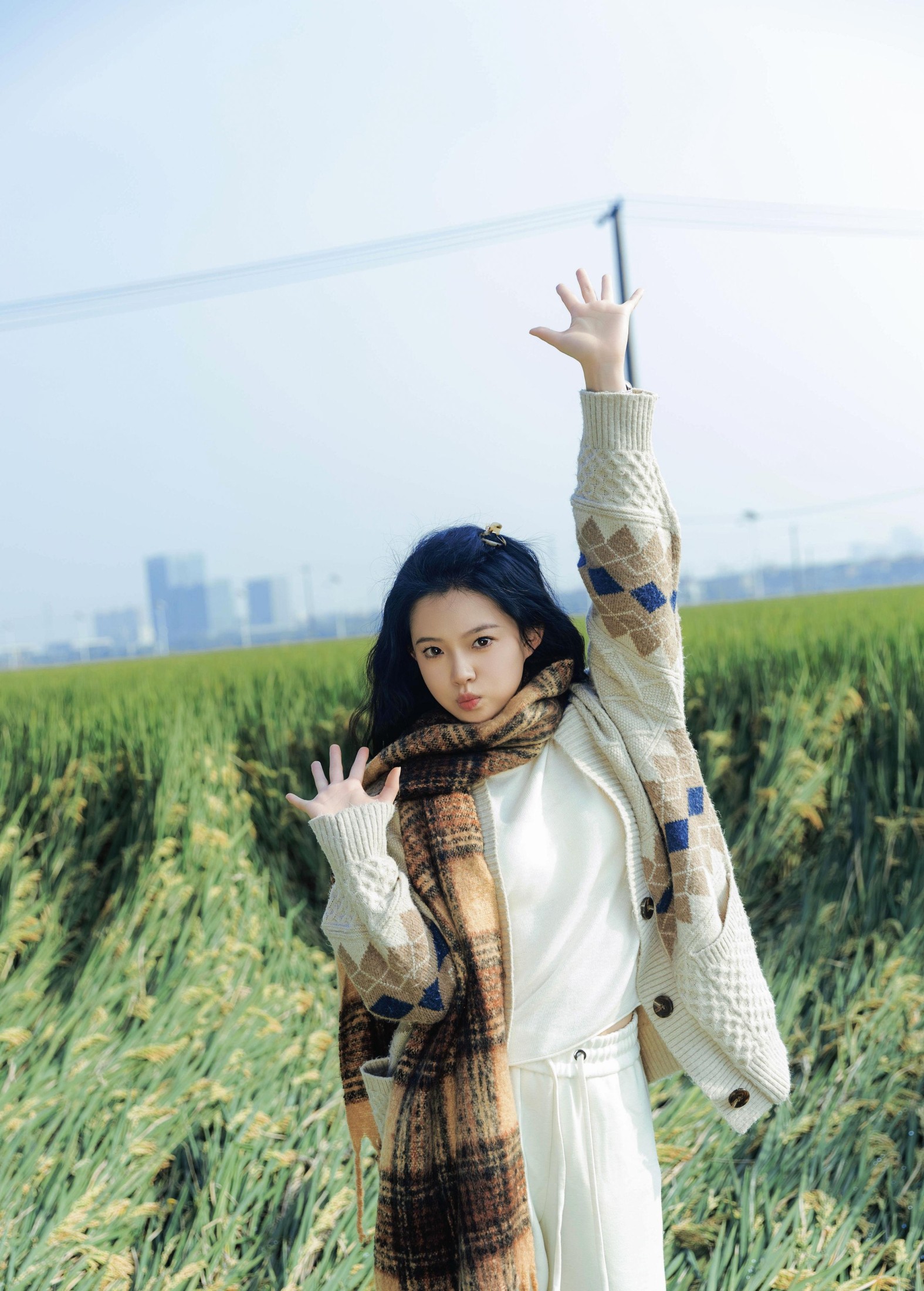 图片[2]-露露 – 《田野里的自由感》[13P]-COS写真在线网