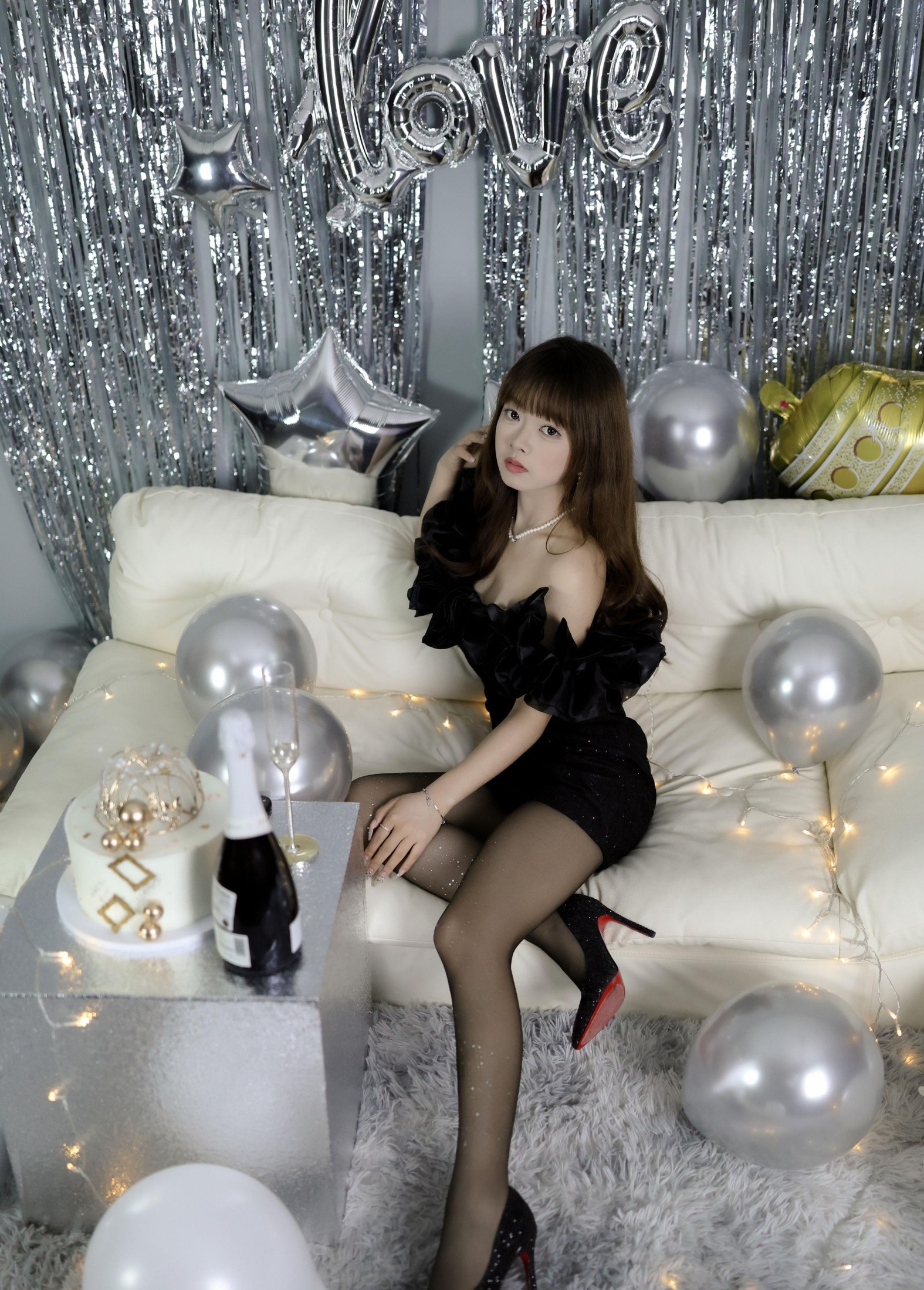 图片[2]-点点二 – 《气球》[21P]-COS写真在线网