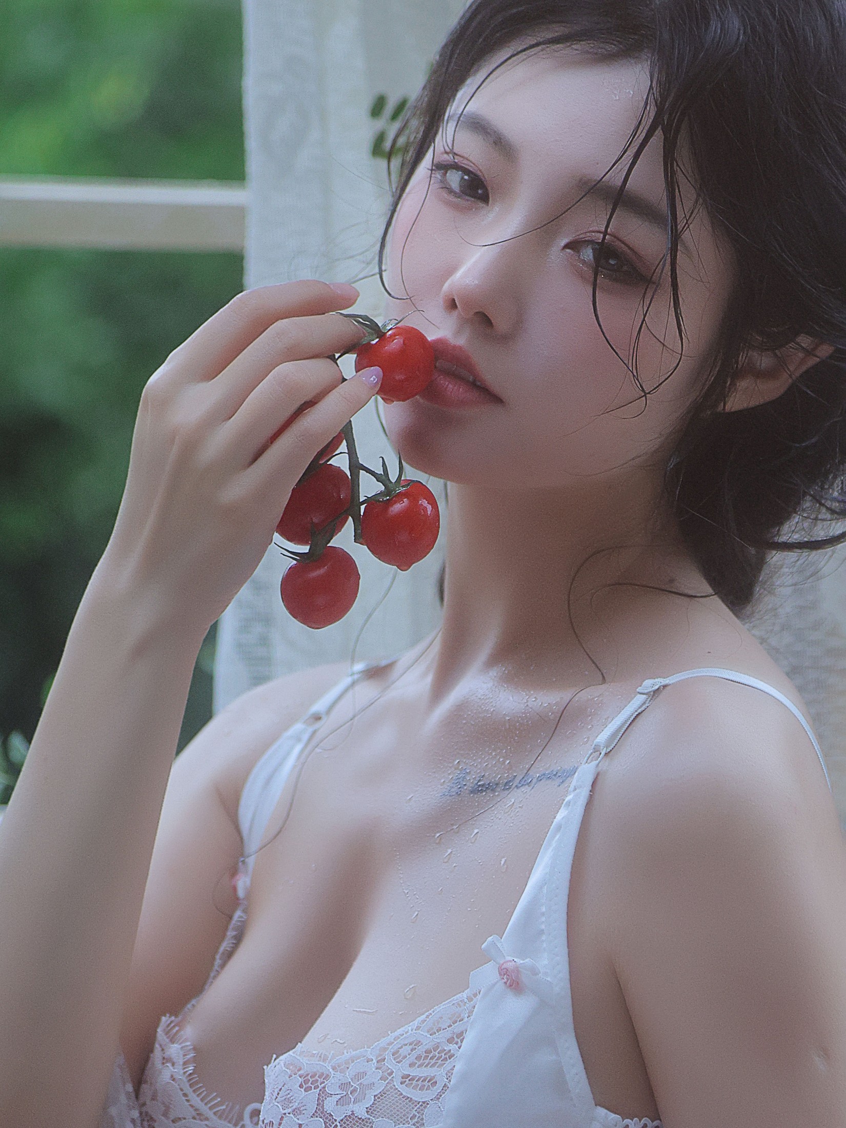 图片[3]-桃良阿宅 – 《雨天木屋》[36P]-COS写真在线网