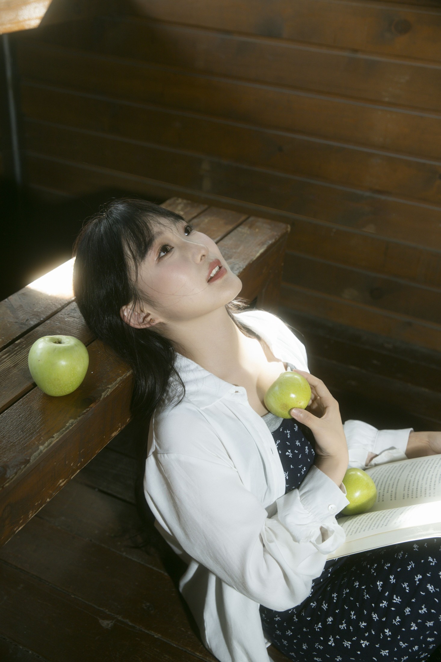 图片[3]-阿肖与猫 – 《小木屋青苹果》[29P]-COS写真在线网