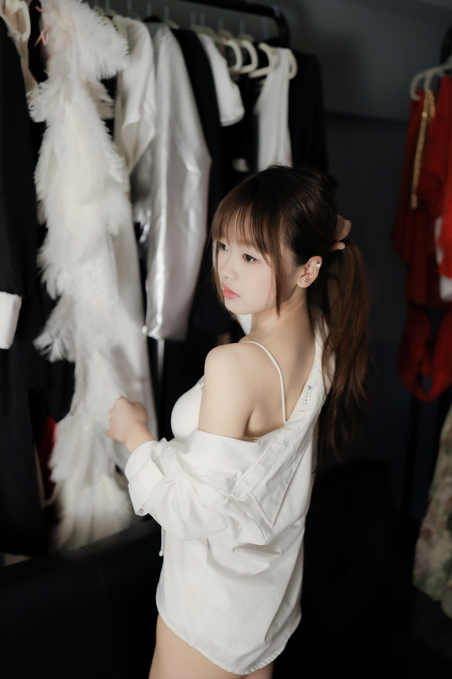 图片[6]-点点二 – 《更衣室》[22P]-COS写真在线网