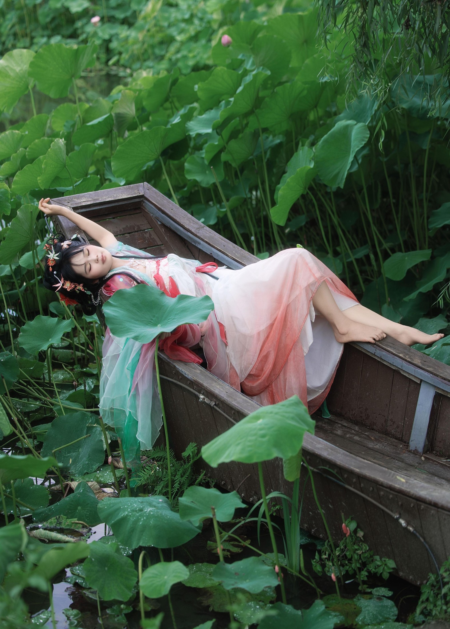 图片[2]-婳婳 – 《夏日荷花》[17P]-COS写真在线网