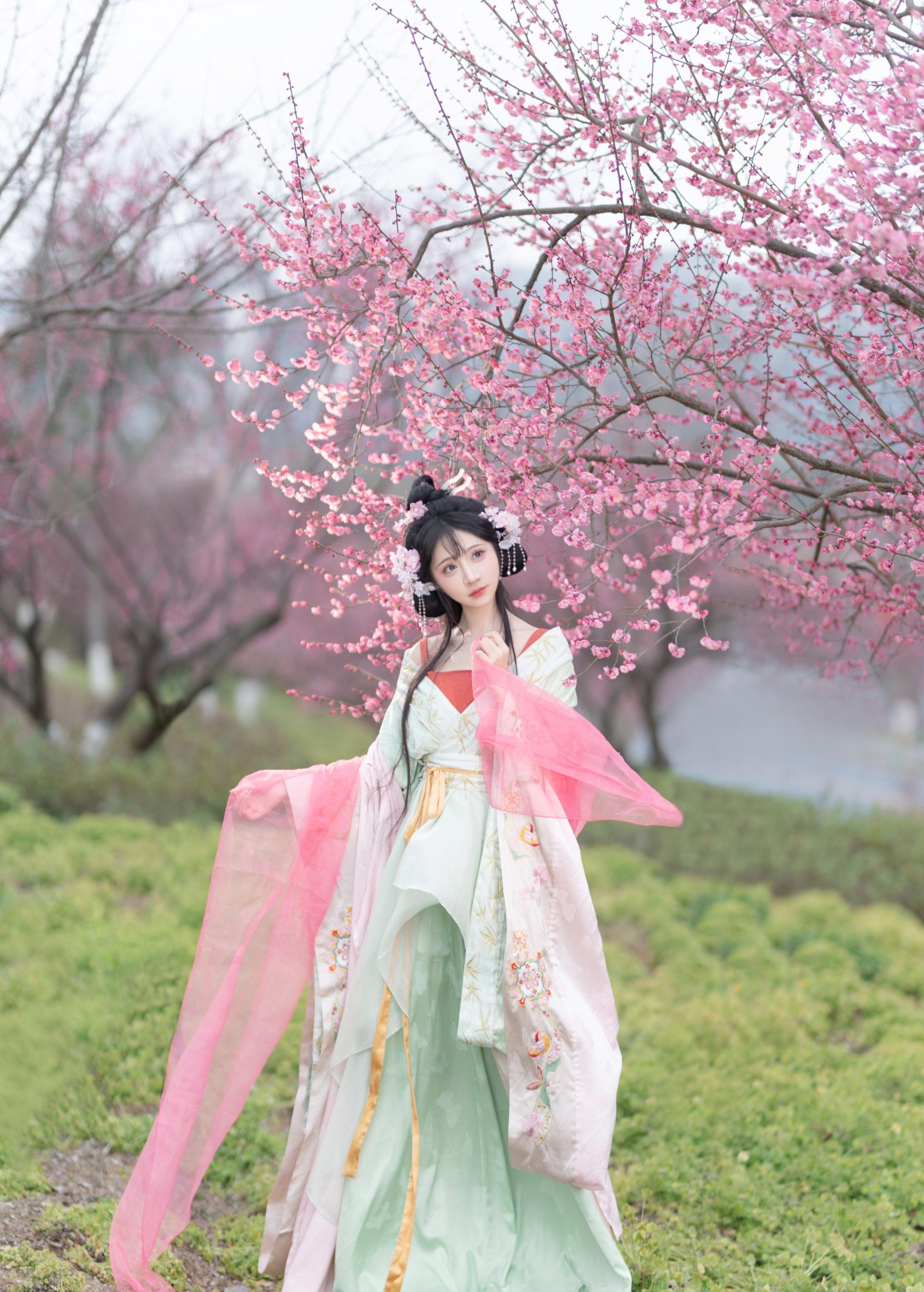 图片[2]-绮罗生的小苏苏 – 《梅间诗笺》[16P]-COS写真在线网
