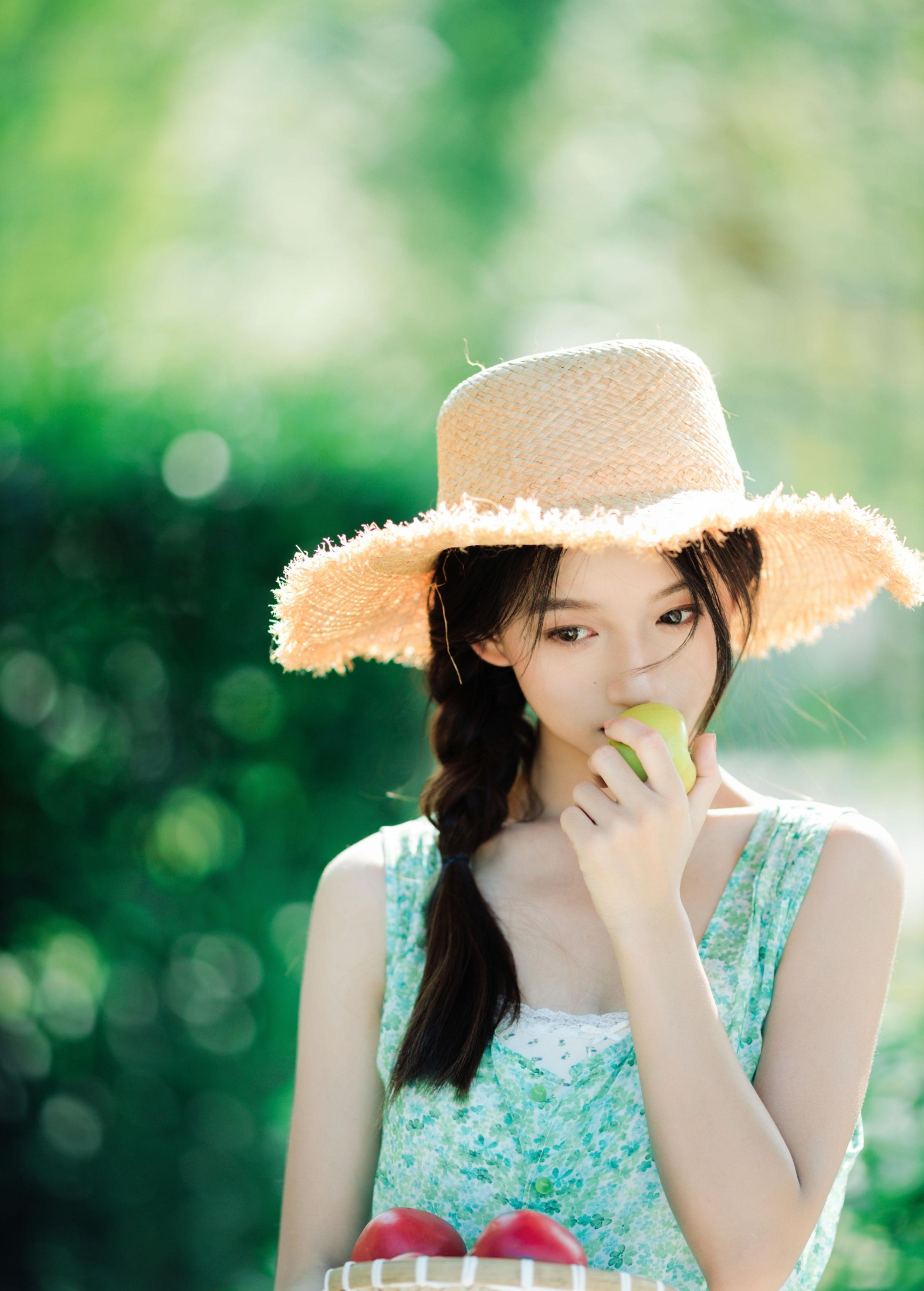 图片[2]-林淼鑫 – 《绿色夏日》[37P]-COS写真在线网