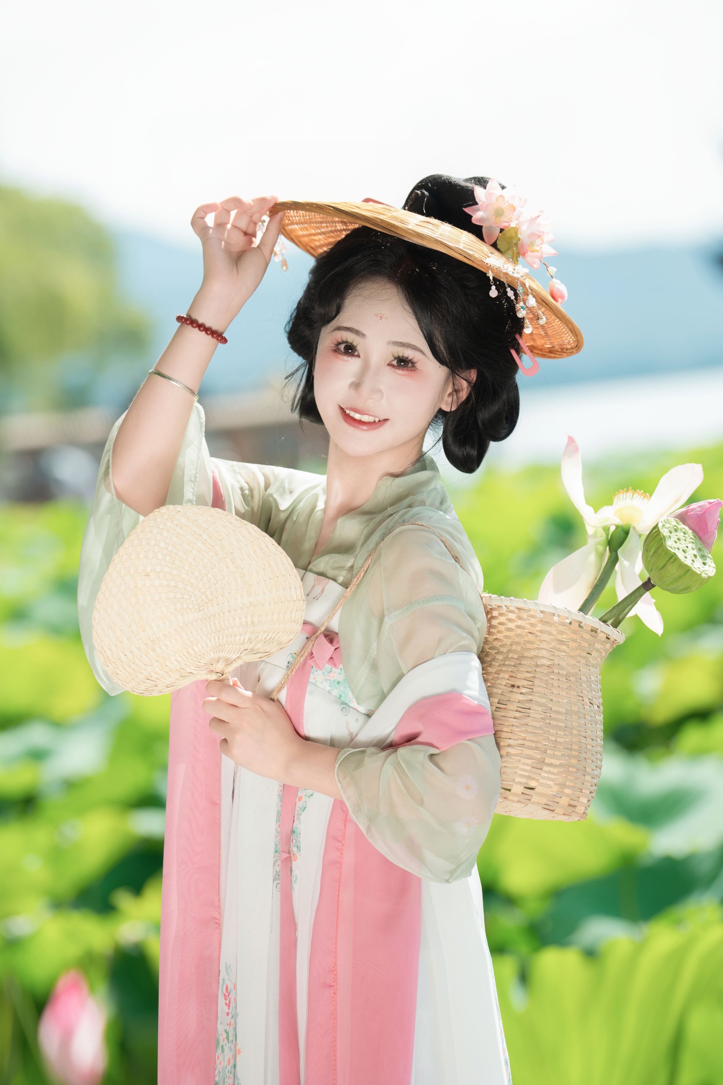 图片[4]-湫一只岁岁 – 《夏日荷花》[18P]-COS写真在线网
