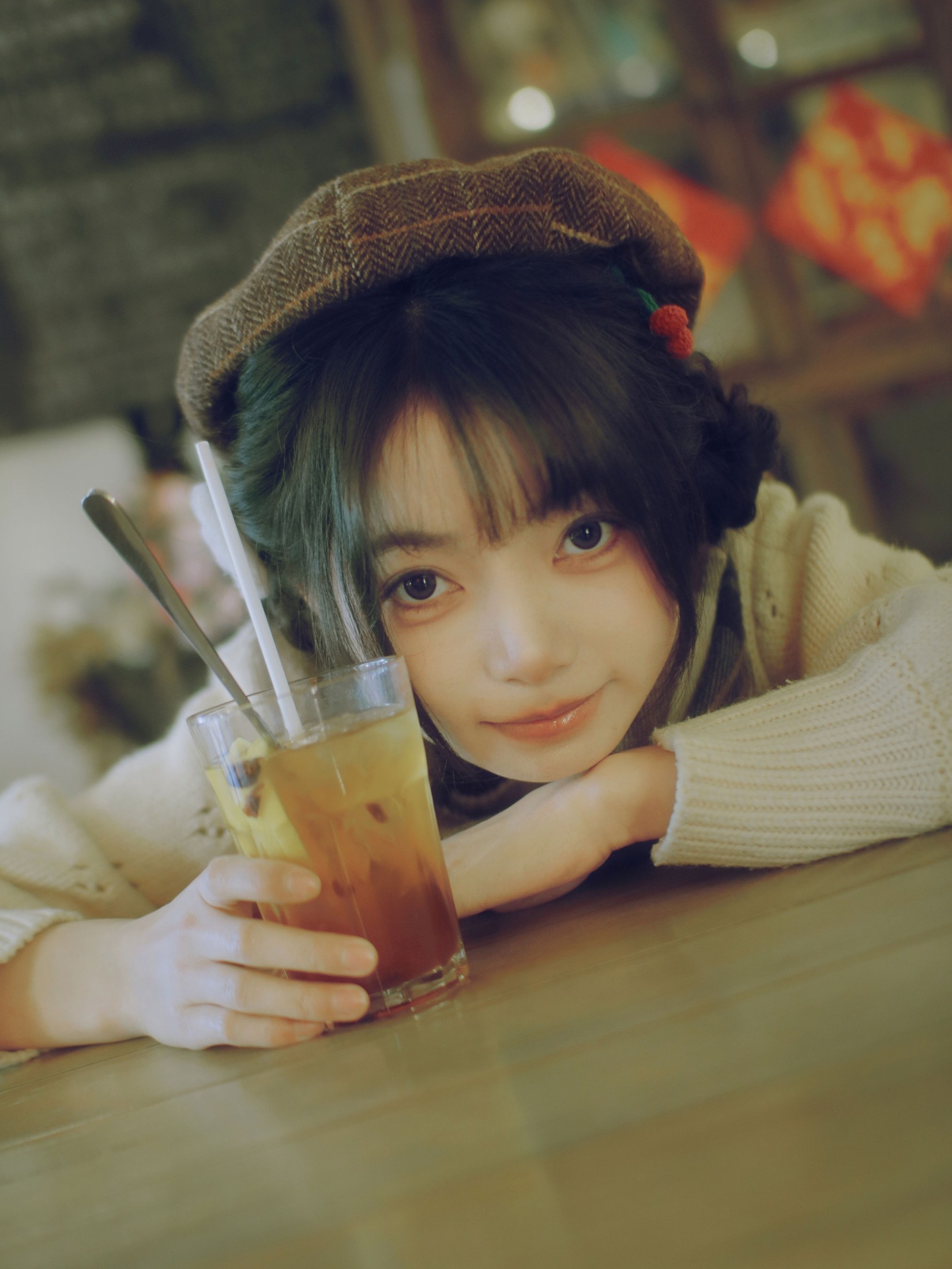 图片[4]-露露 – 《咖啡馆日系拍照指南》[23P]-COS写真在线网