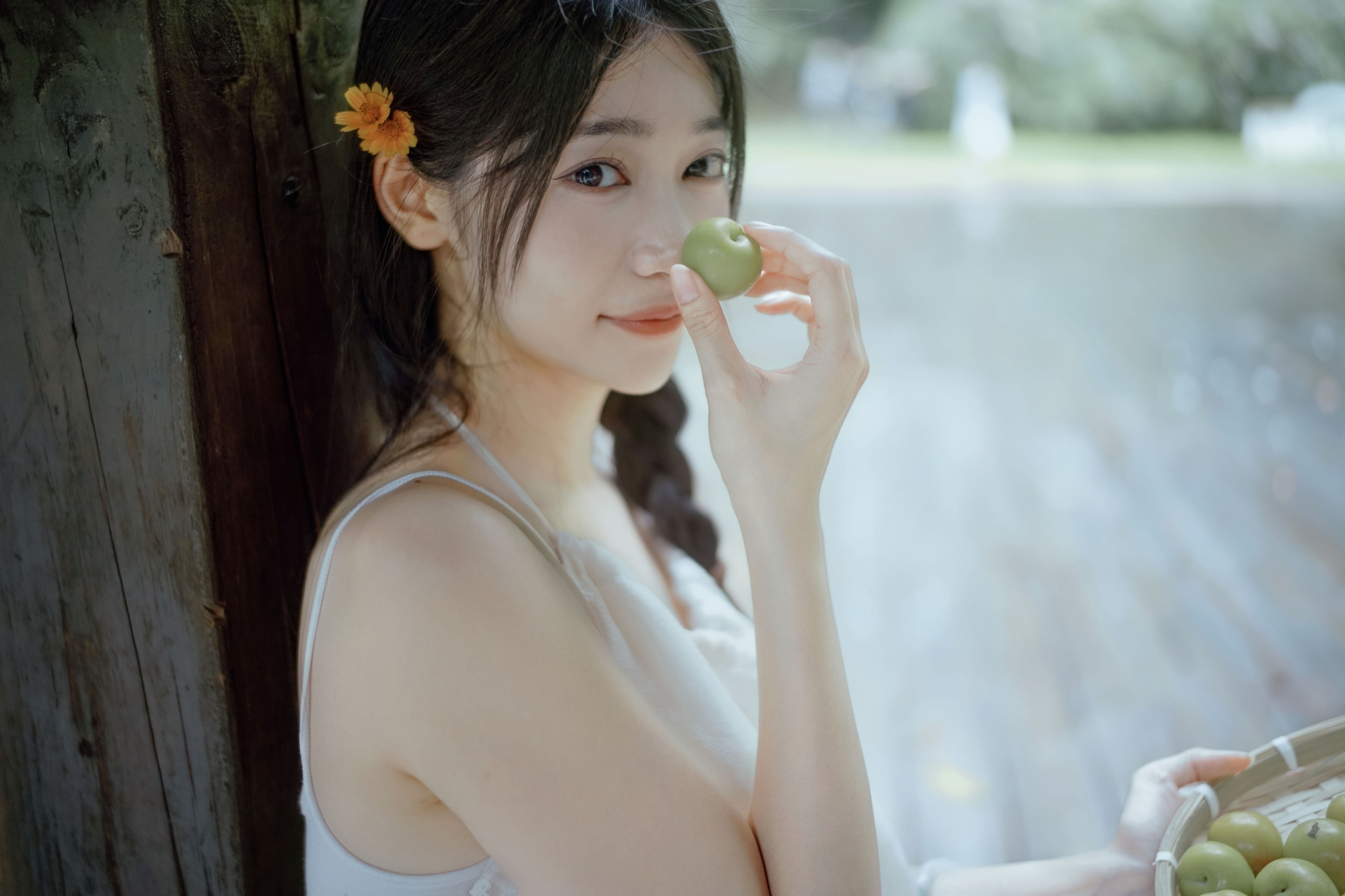 图片[3]-小美 – 《雨落林间，少女的青李时光》[41P]-COS写真在线网