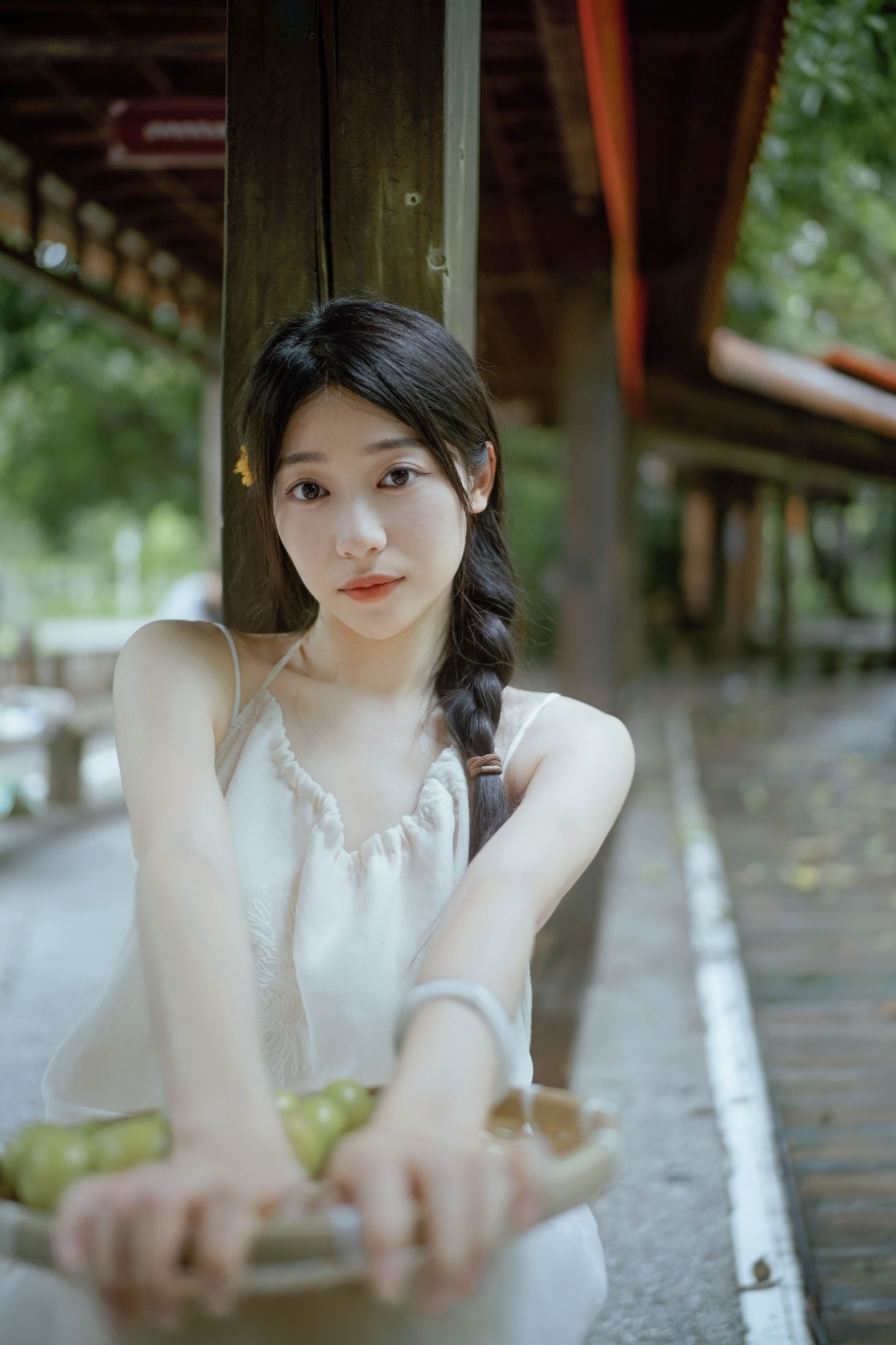 图片[4]-小美 – 《雨落林间，少女的青李时光》[41P]-COS写真在线网