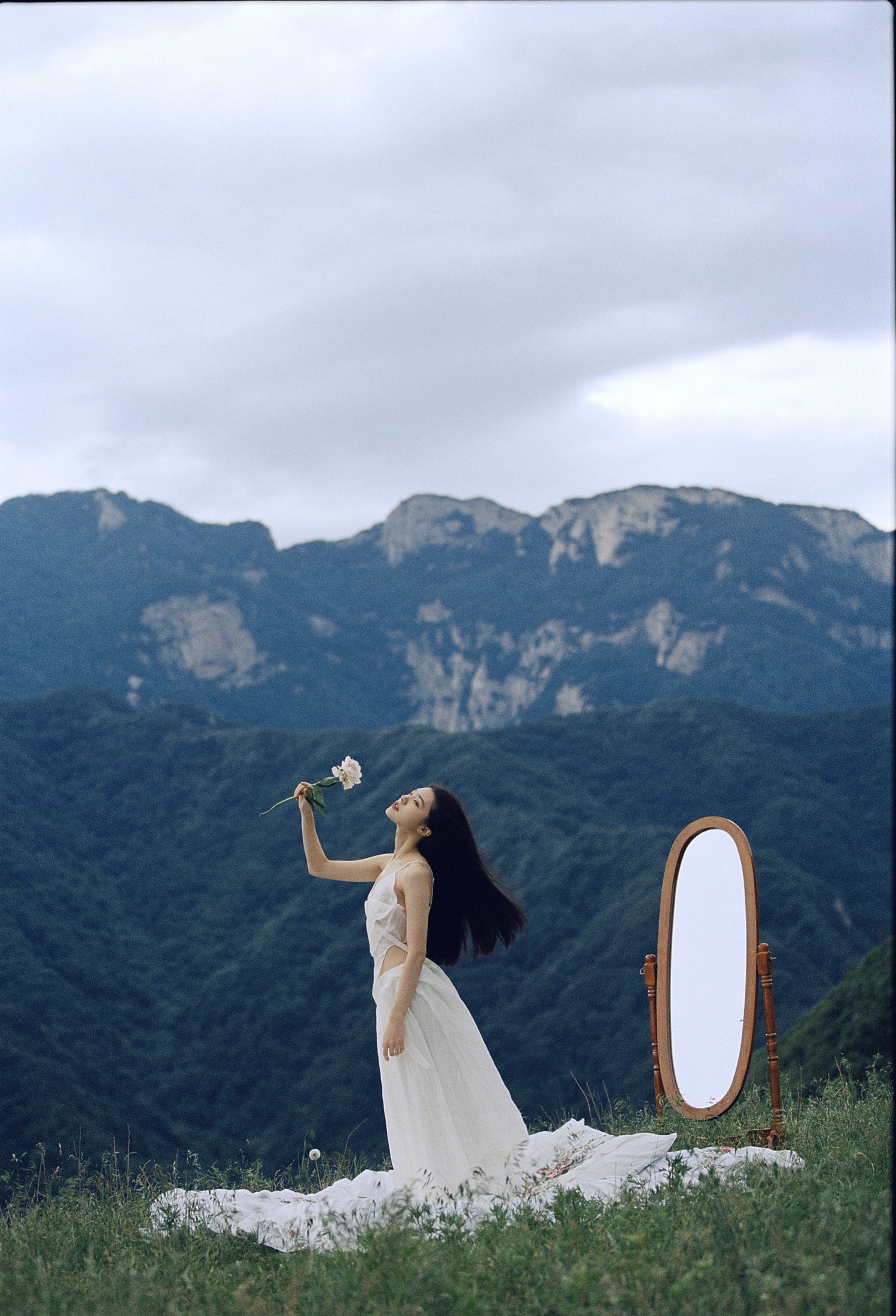 图片[5]-Chensuy333 – 《降临于山》[41P]-COS写真在线网