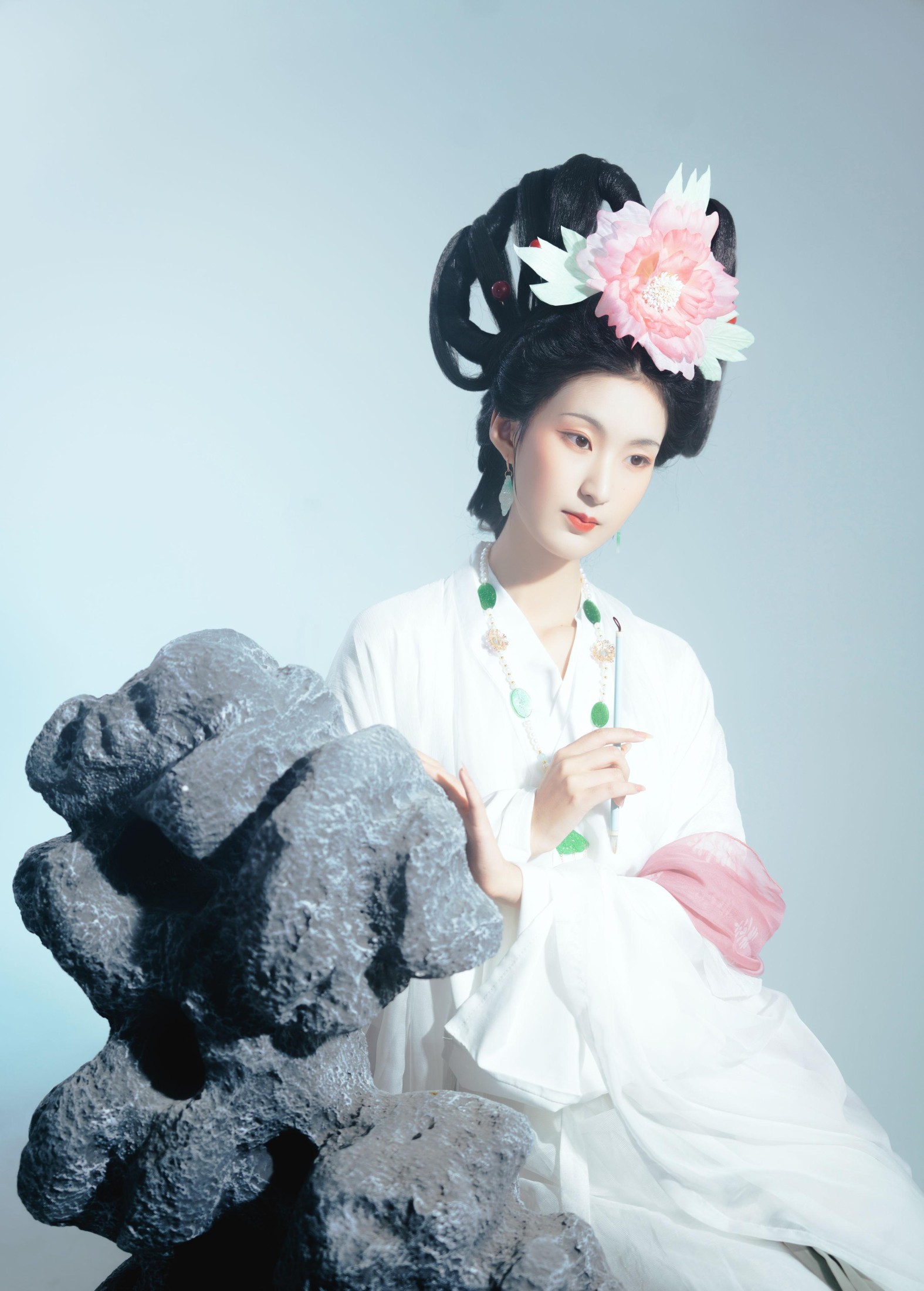 图片[2]-荷里寒 – 《瓷人仿妆 • 思凡》[13P]-COS写真在线网