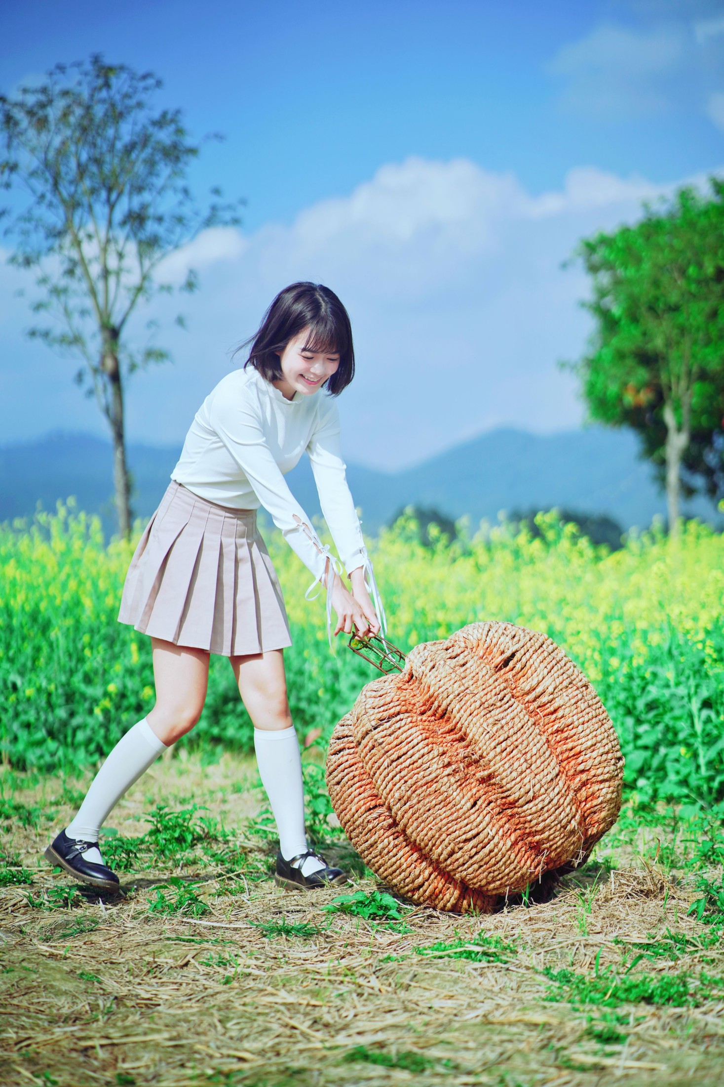 图片[3]-晓颖葵子 – 《春日花田元气少女》[21P]-COS写真在线网
