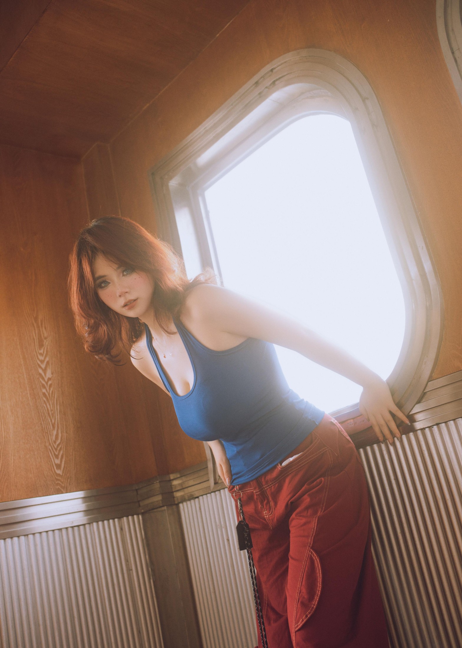图片[2]-暮色涂涂 – 《热辣美式》[13P]-COS写真在线网
