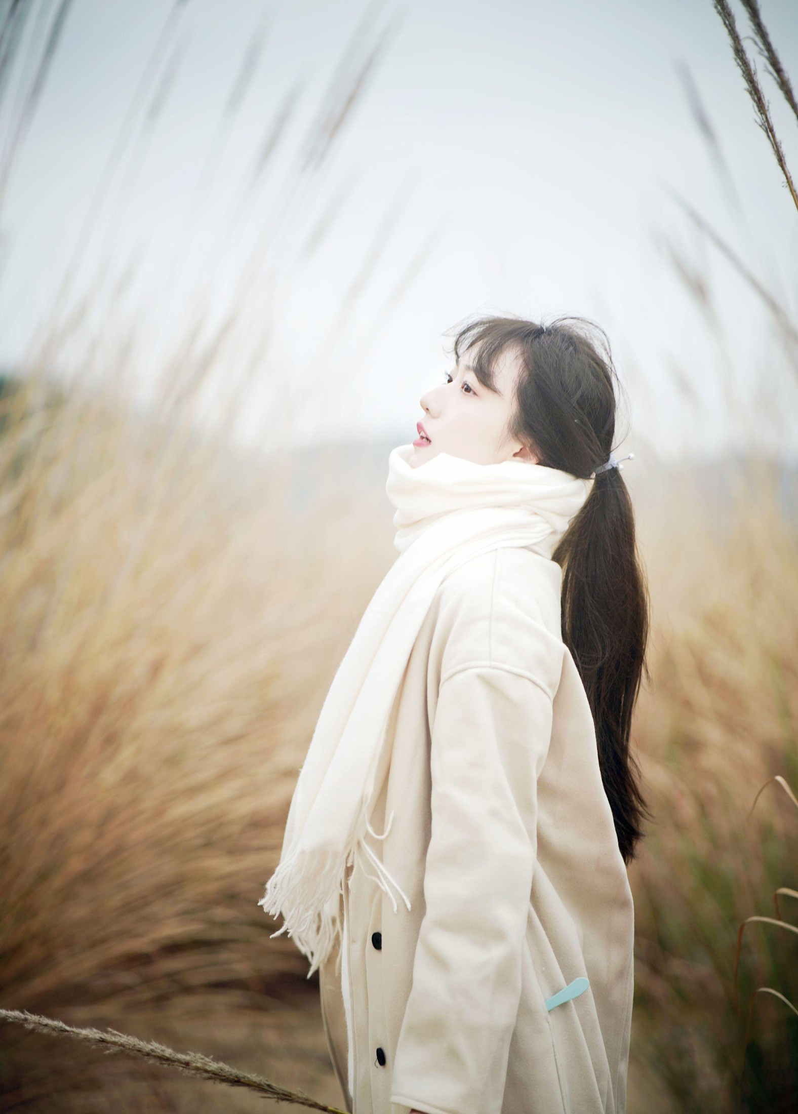 图片[2]-KK – 《湖畔芦苇荡的冬日温柔》[21P]-COS写真在线网